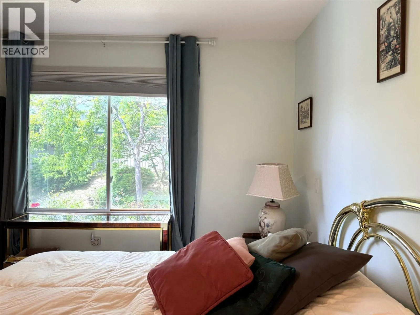 2250 Louie Drive Unit# 17