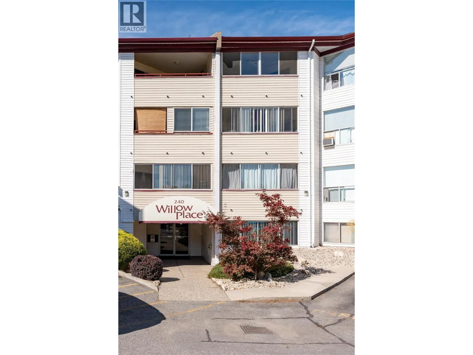 240 Hollywood Road N Unit# 304
