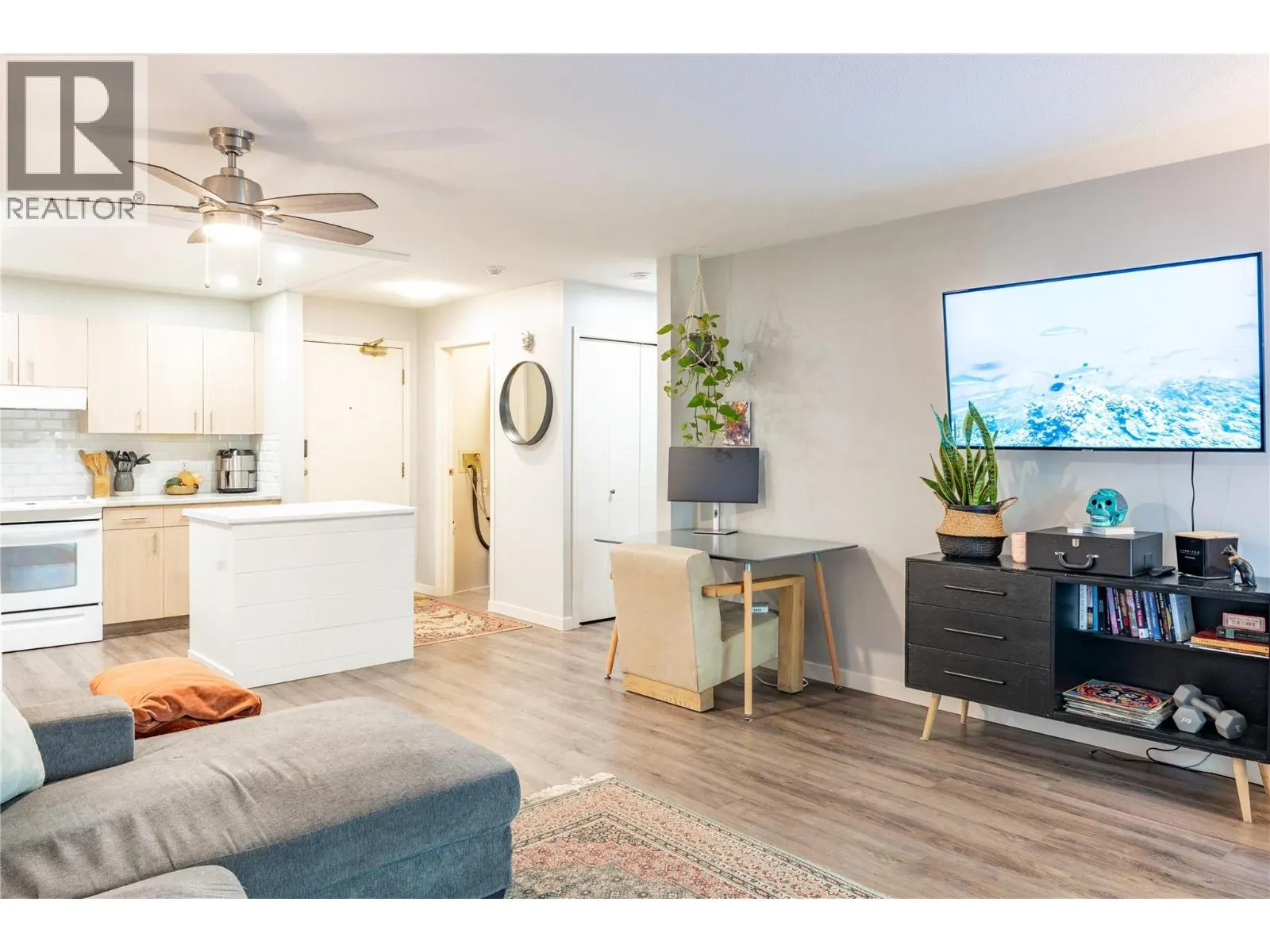 240 Hollywood Road N Unit# 304