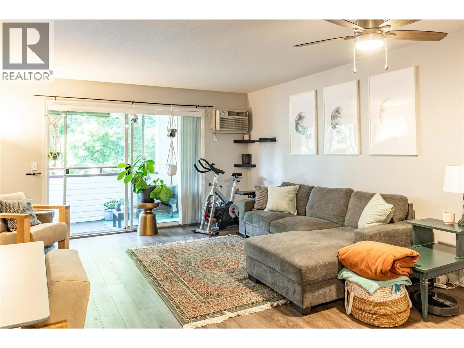 240 Hollywood Road N Unit# 304