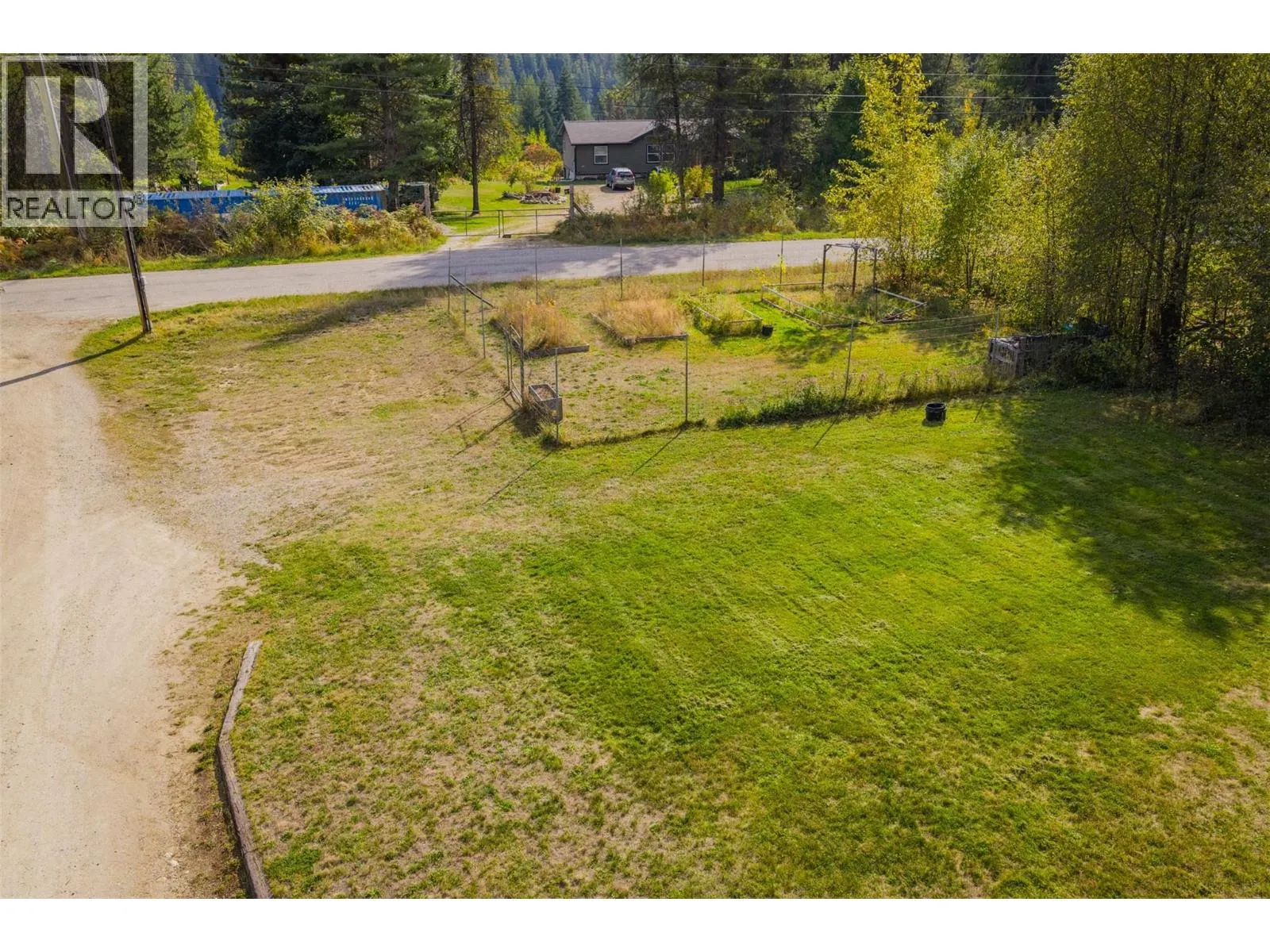 3755 Krestova Cemetery Road