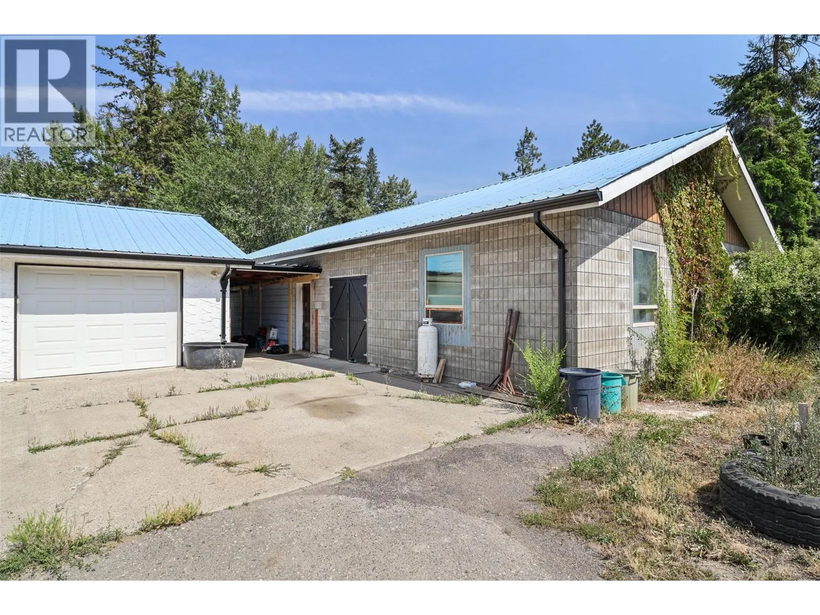 590 LISTER Road