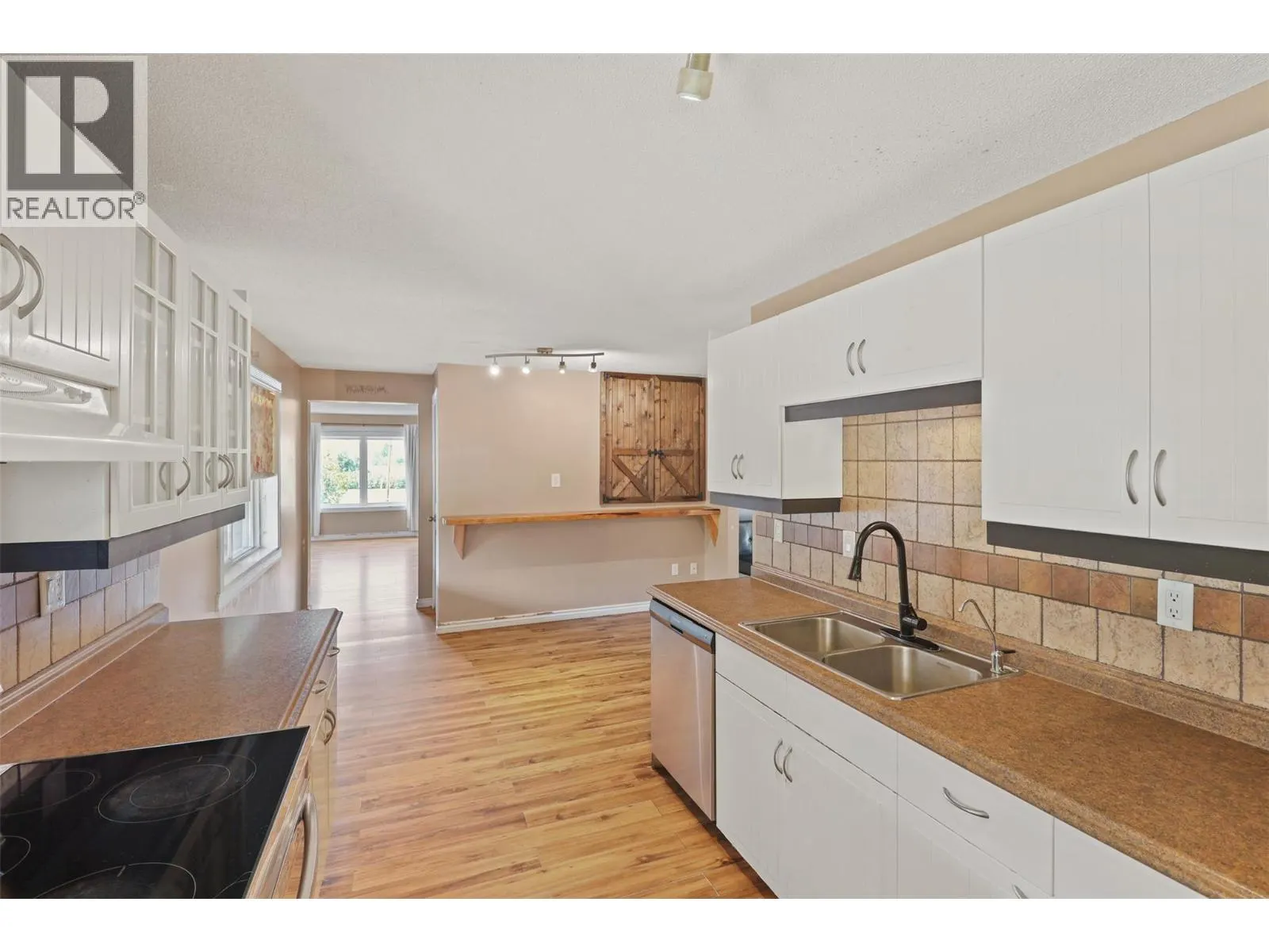 590 LISTER Road