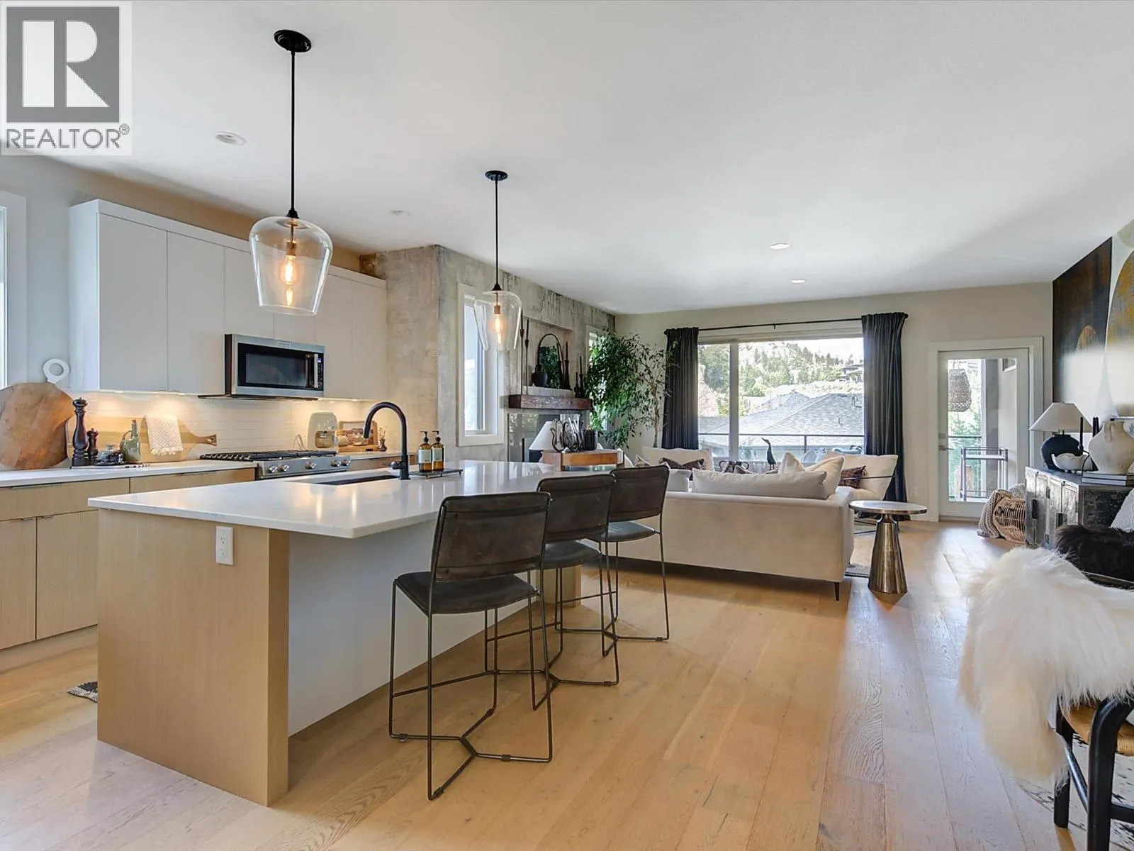 1349 Rocky Point Drive Unit# 5