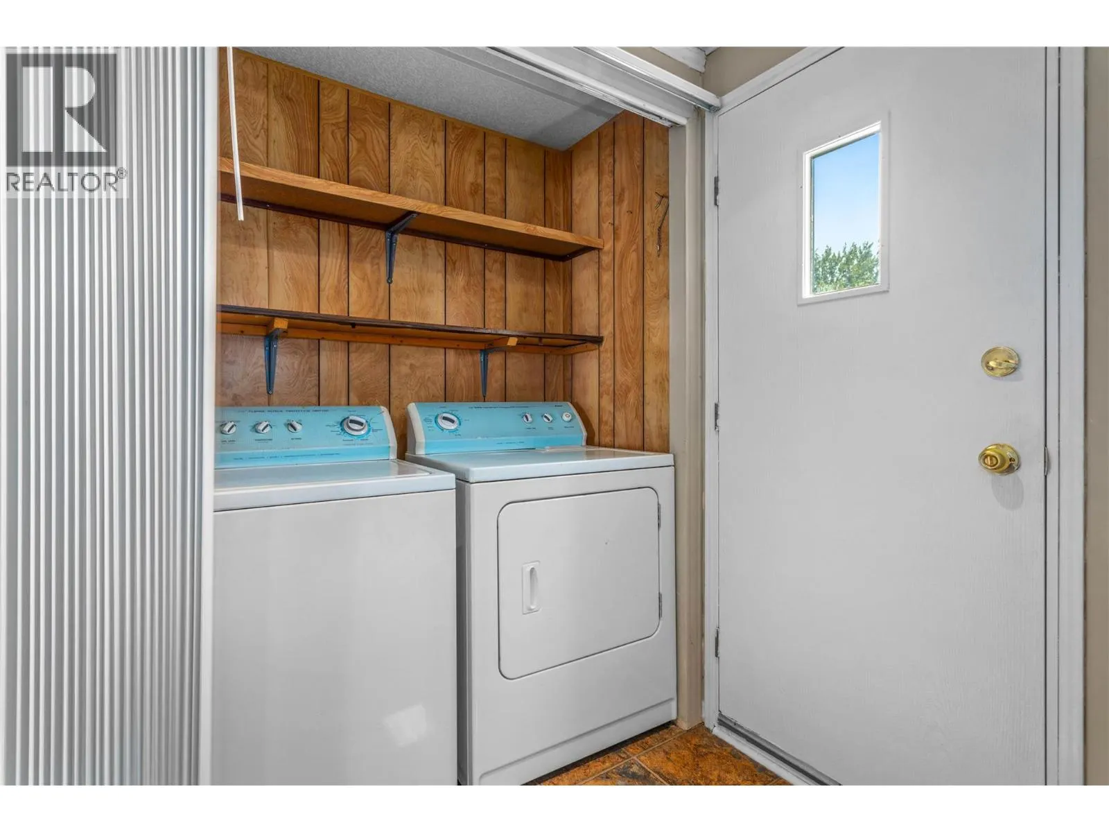 1881 Boucherie Road Unit# 28
