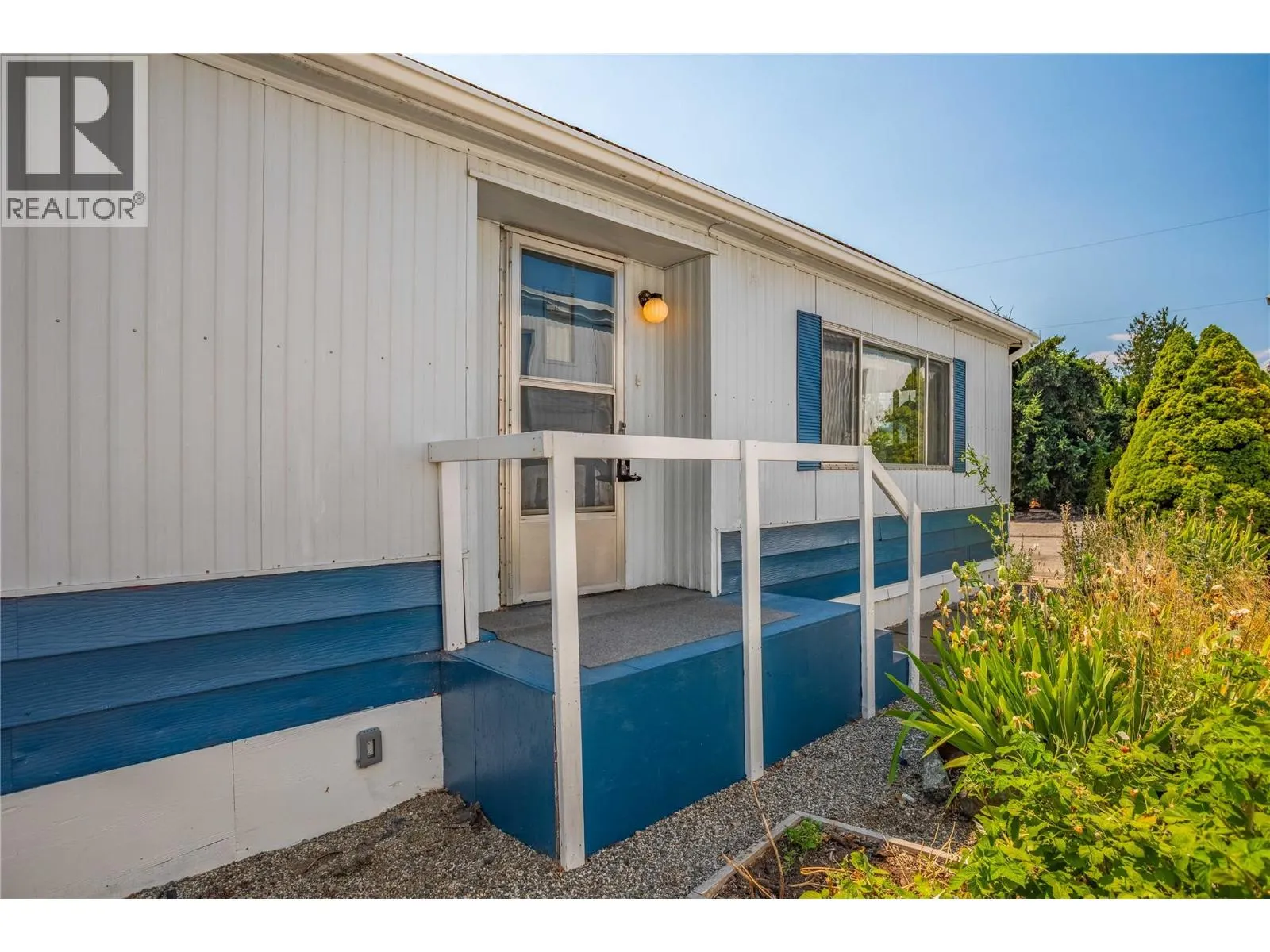 1881 Boucherie Road Unit# 28