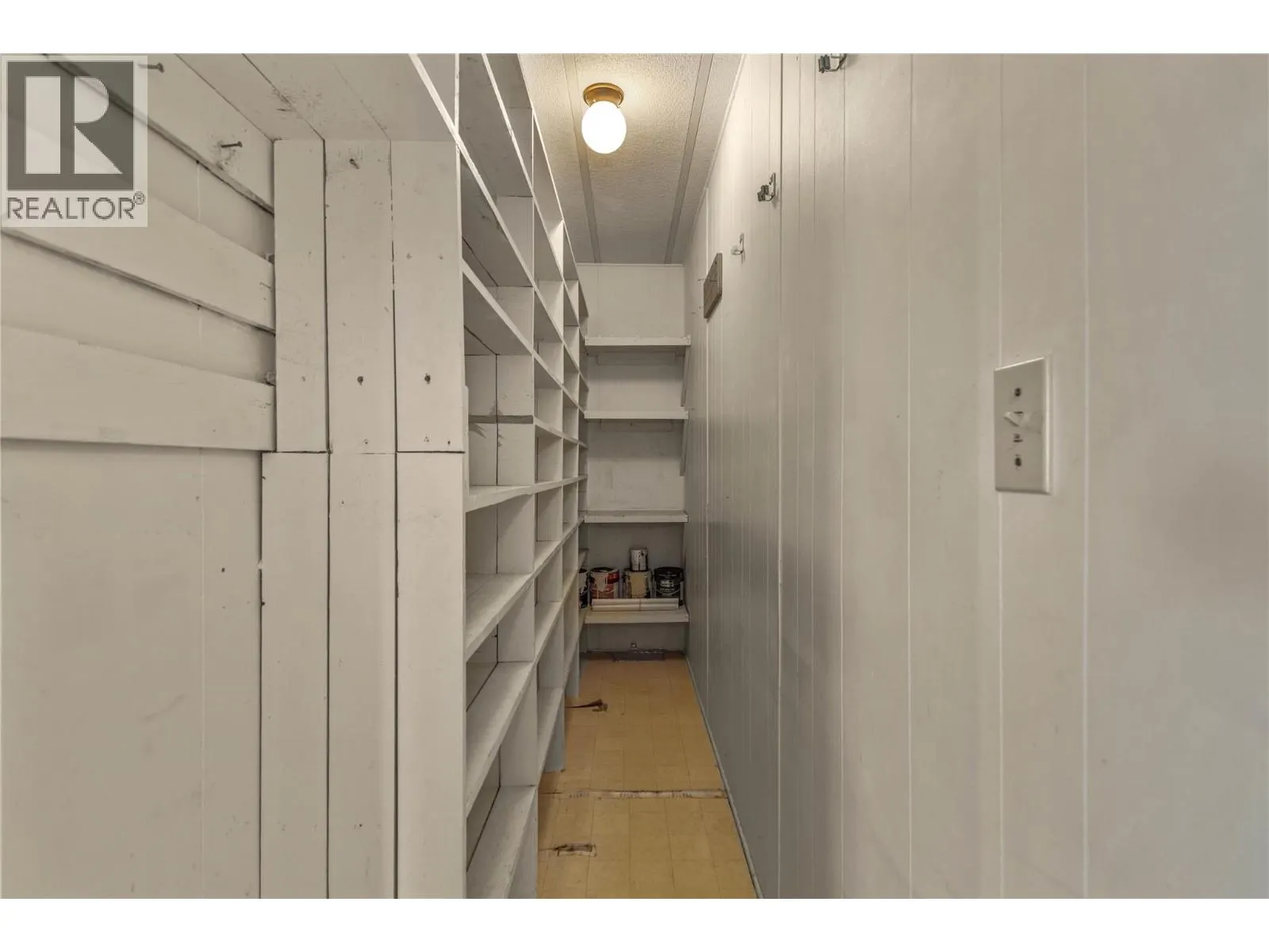 1881 Boucherie Road Unit# 28