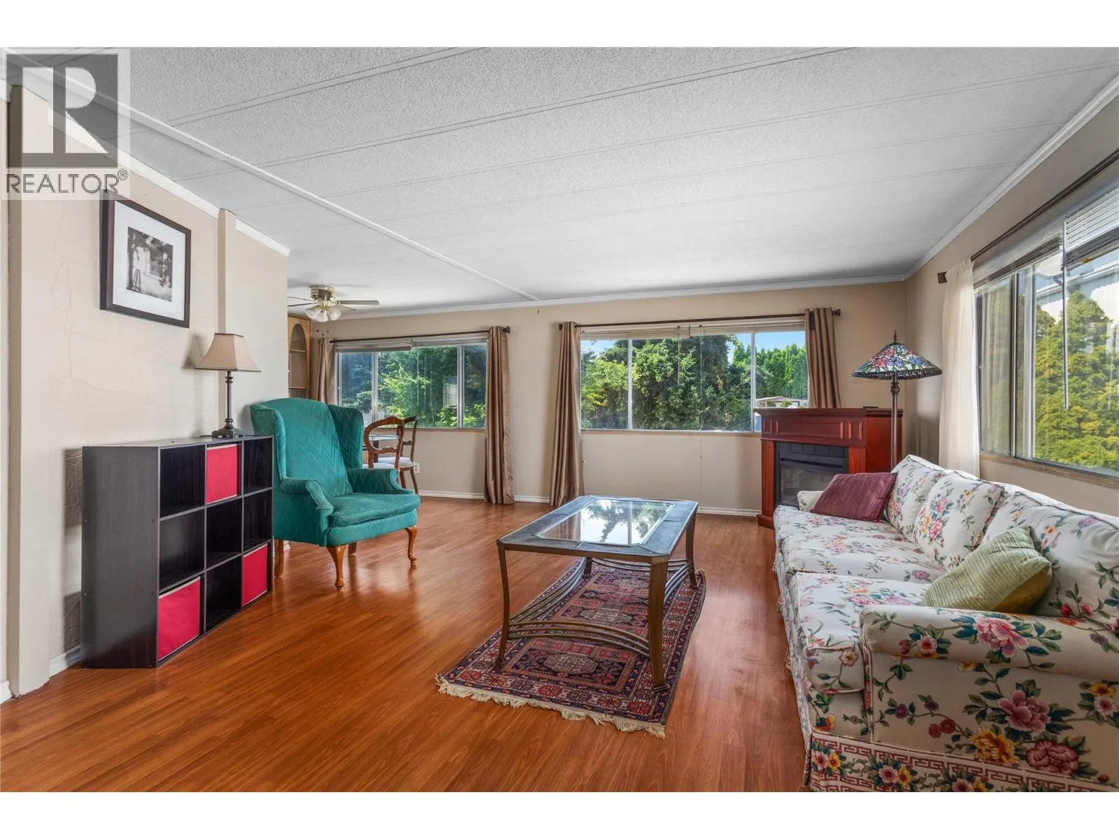 1881 Boucherie Road Unit# 28