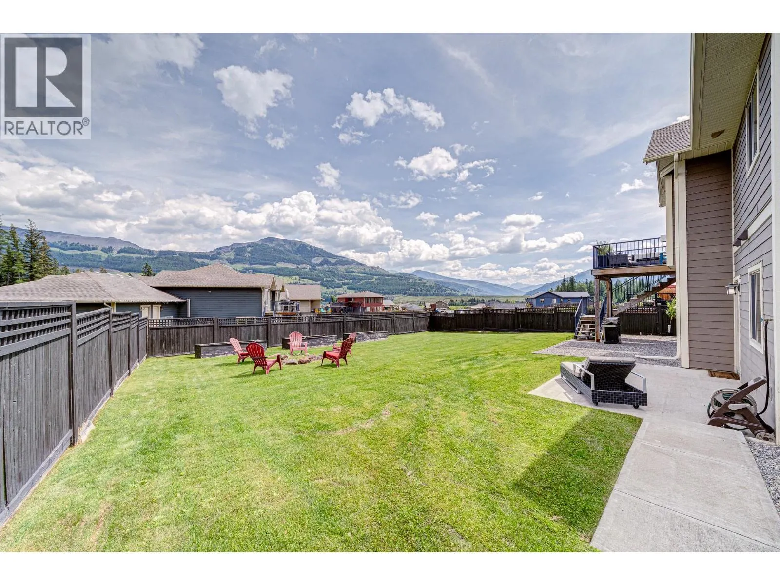 2030 GOLDEN EAGLE Drive
