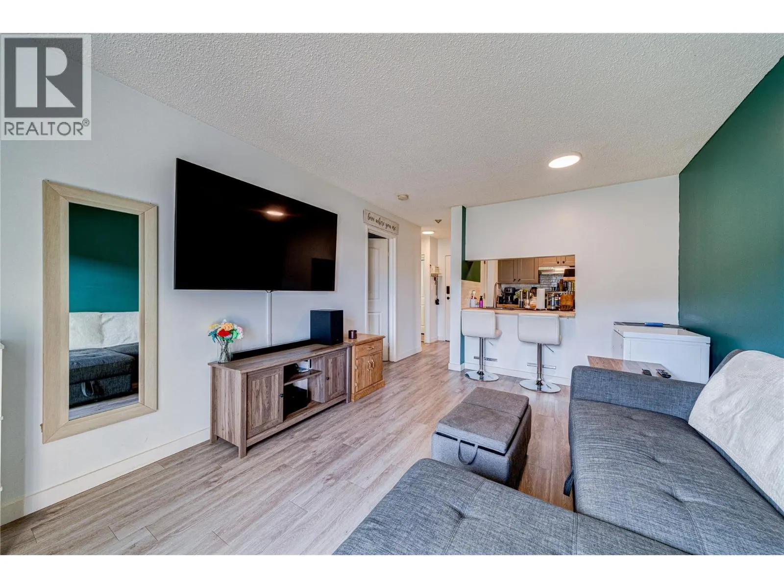 501 Elk Street Unit# 111