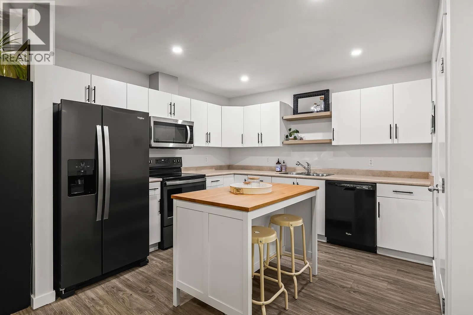 1481 Glenmore Road N Unit# 314
