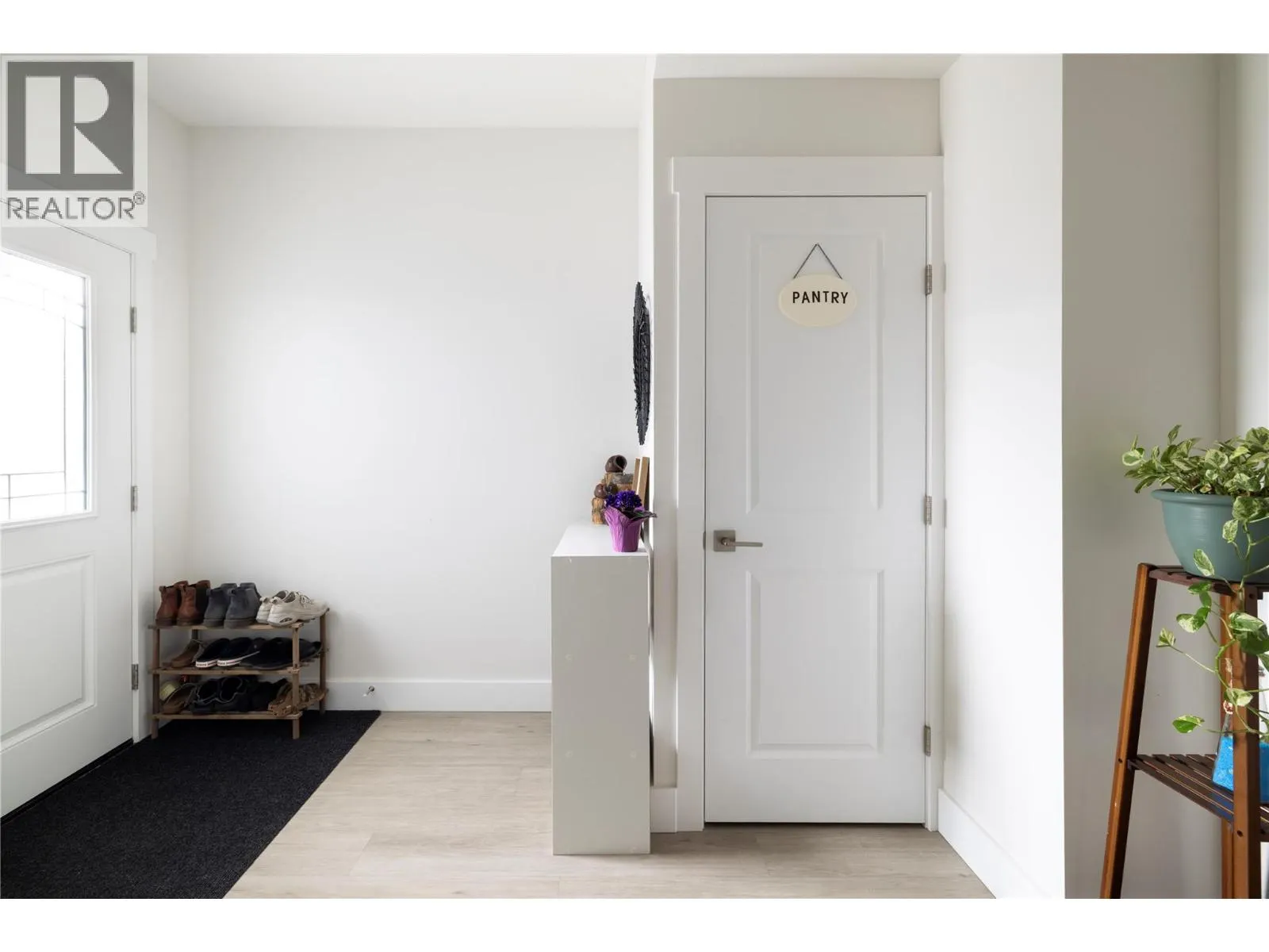 1999 15 Avenue Unit# 25