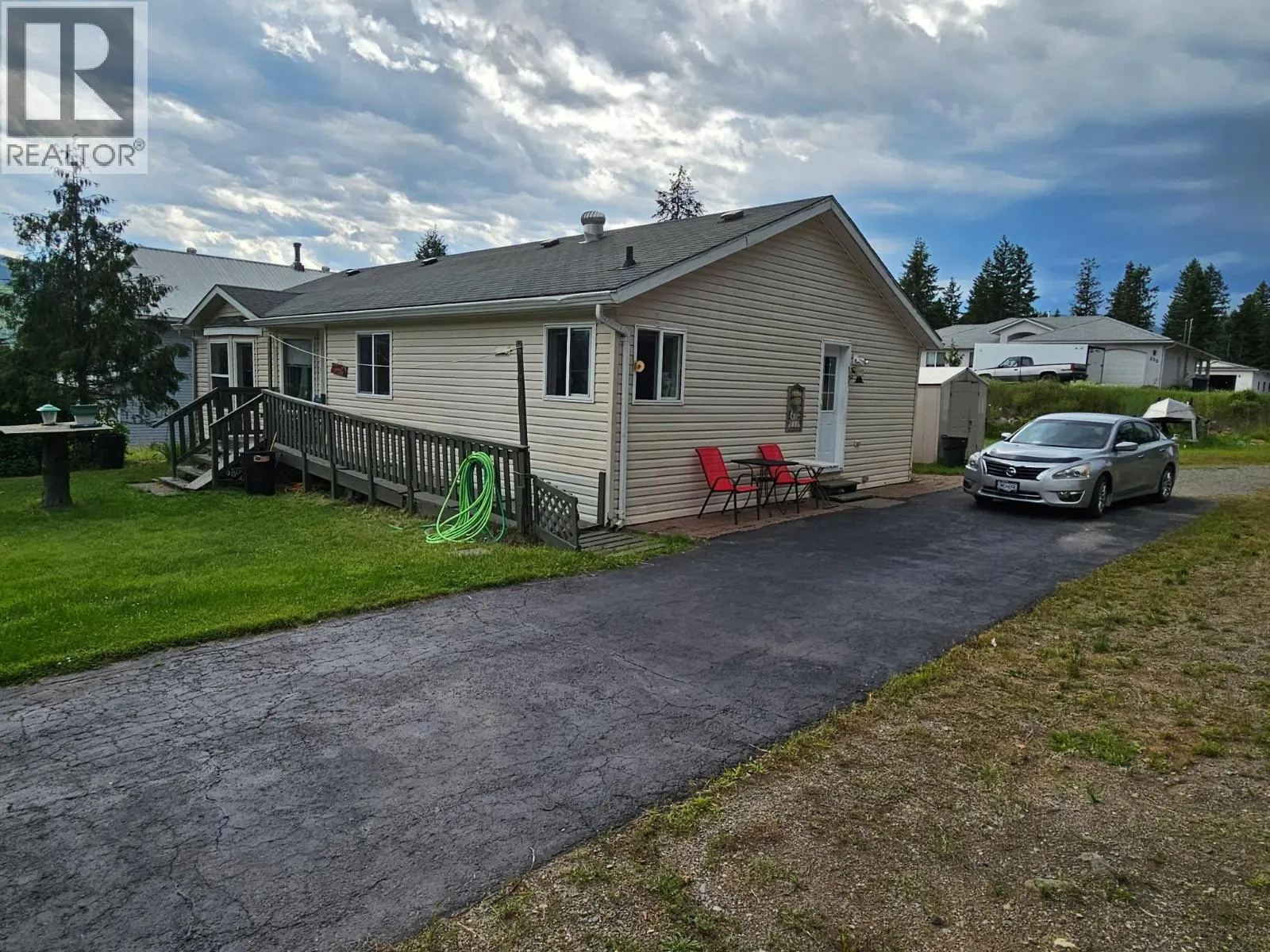 589 Fawn Road