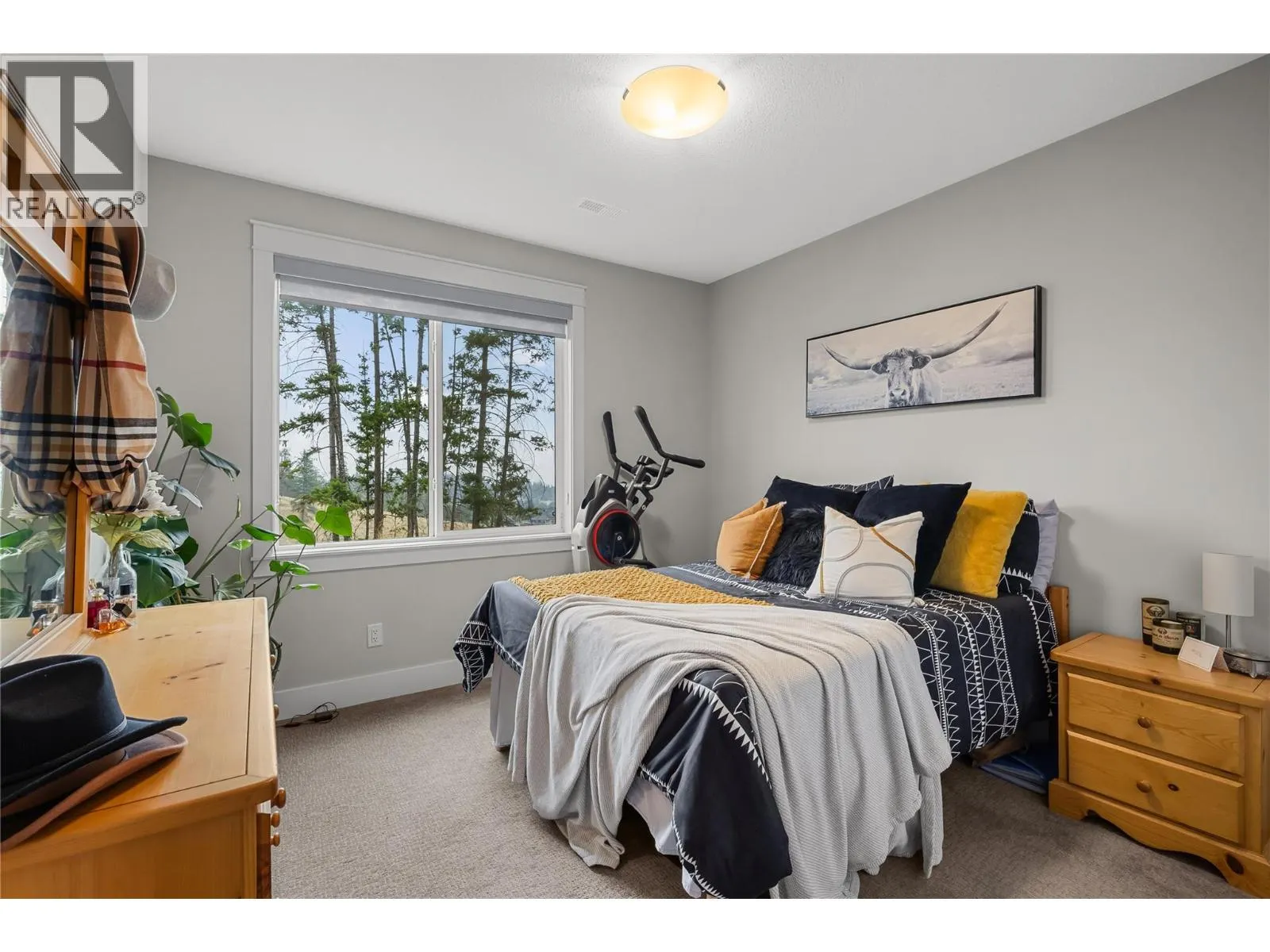 2573 Crown Crest Drive