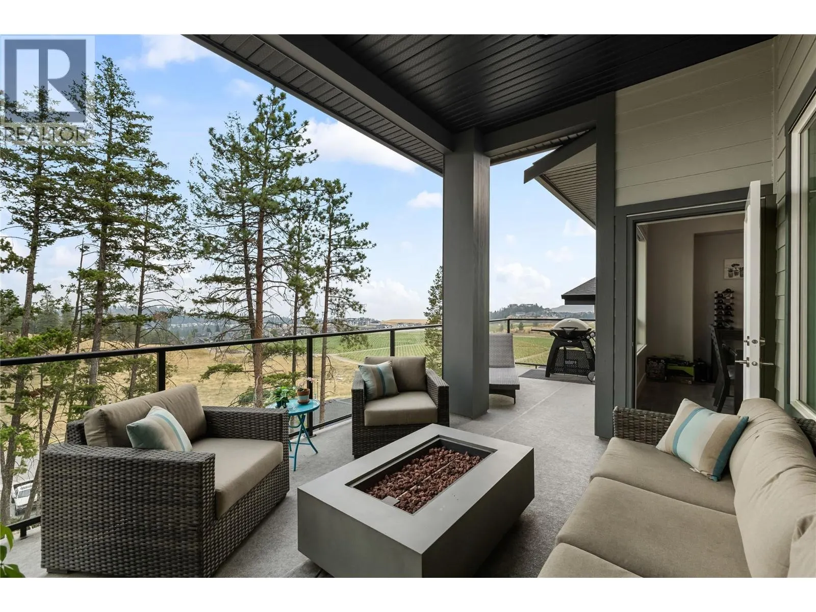2573 Crown Crest Drive