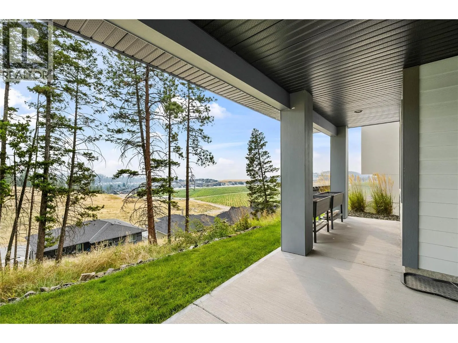 2573 Crown Crest Drive