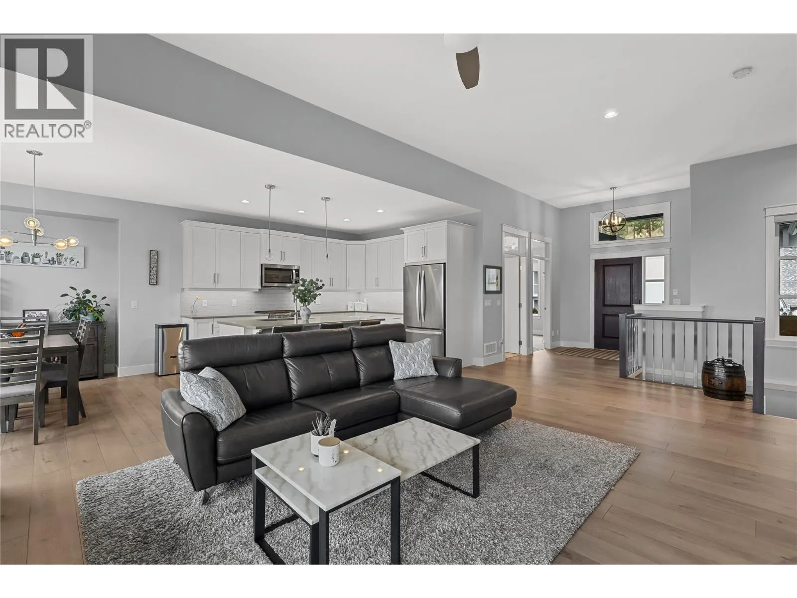 2573 Crown Crest Drive