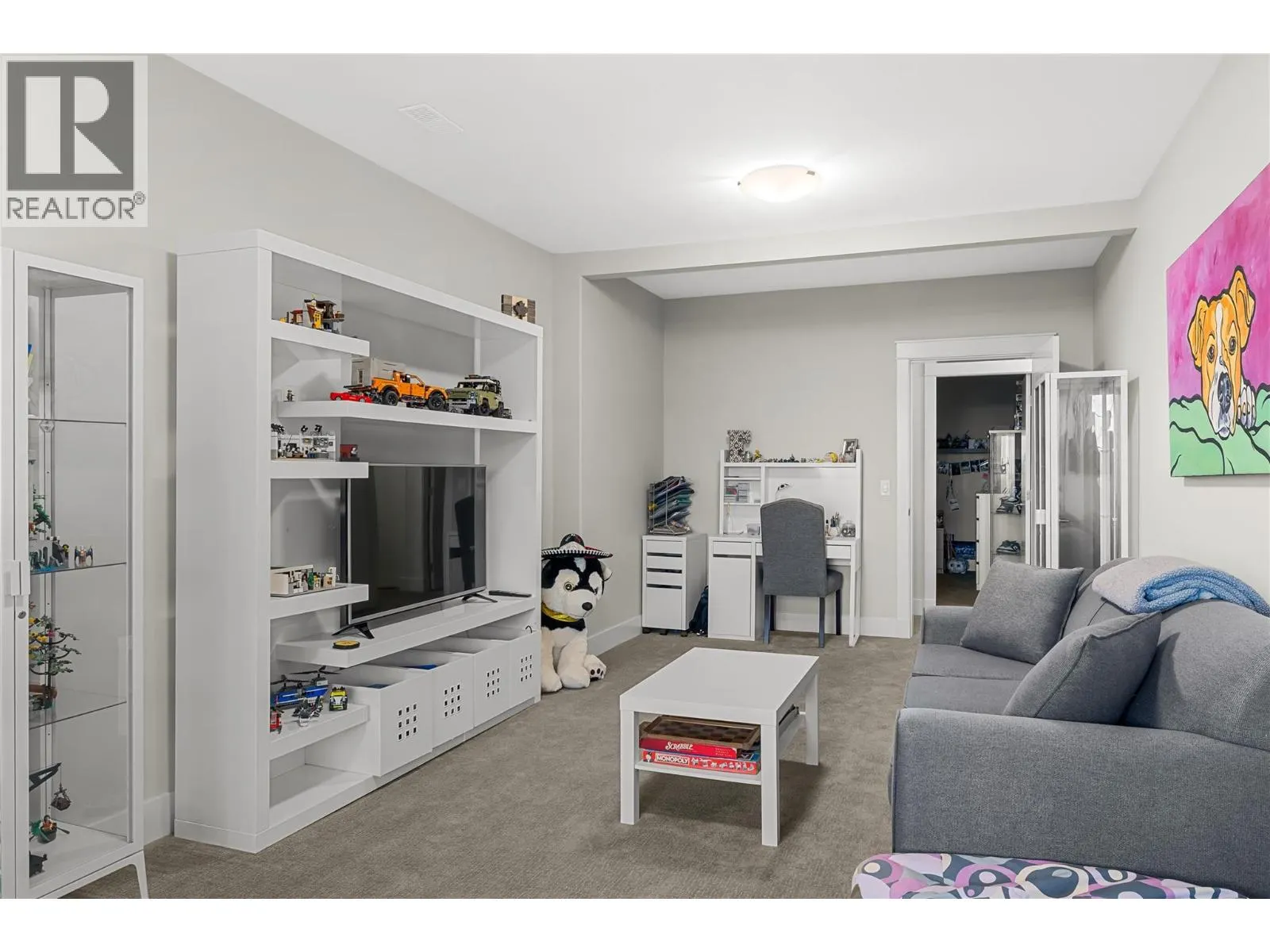 2573 Crown Crest Drive