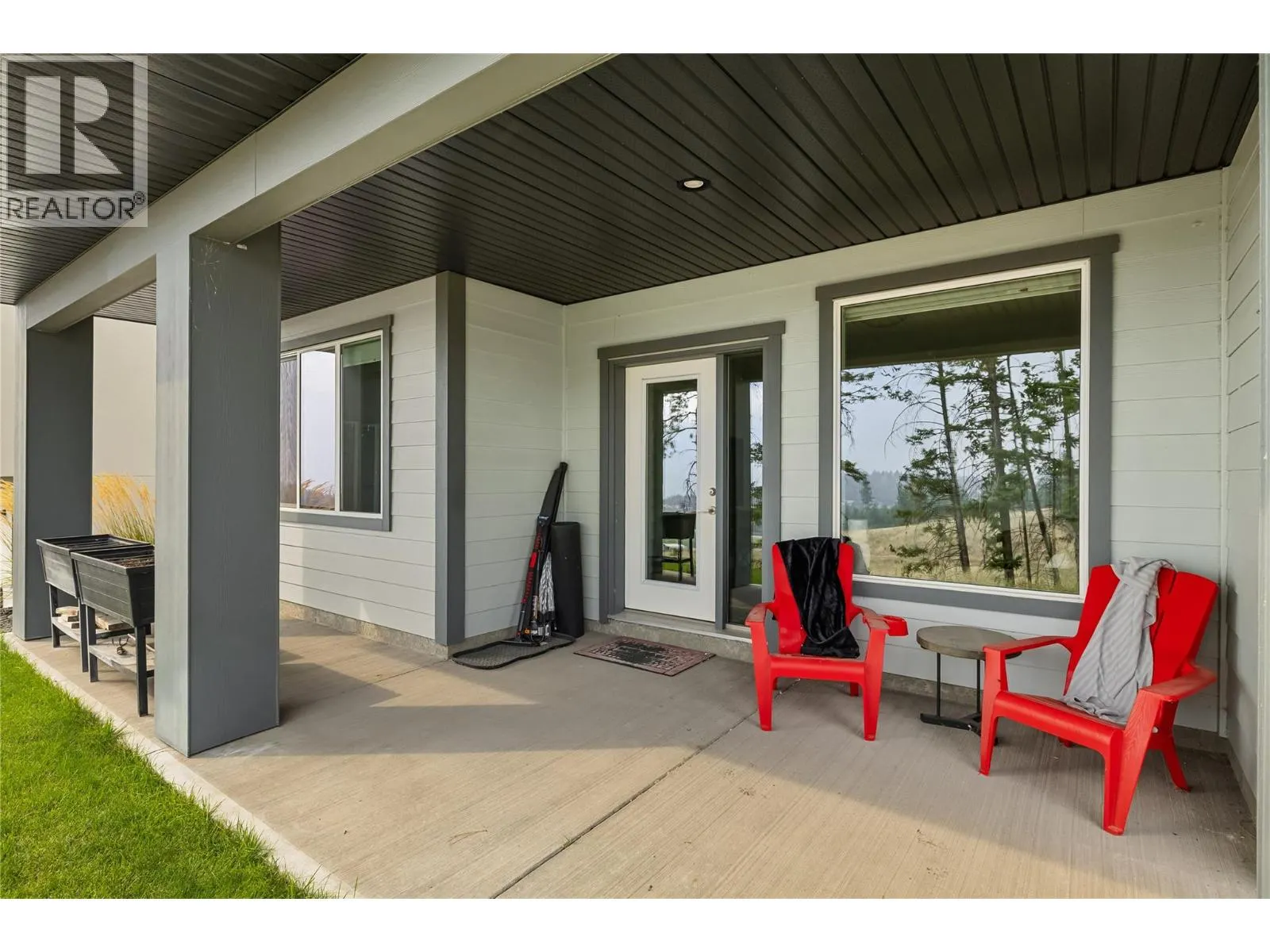 2573 Crown Crest Drive