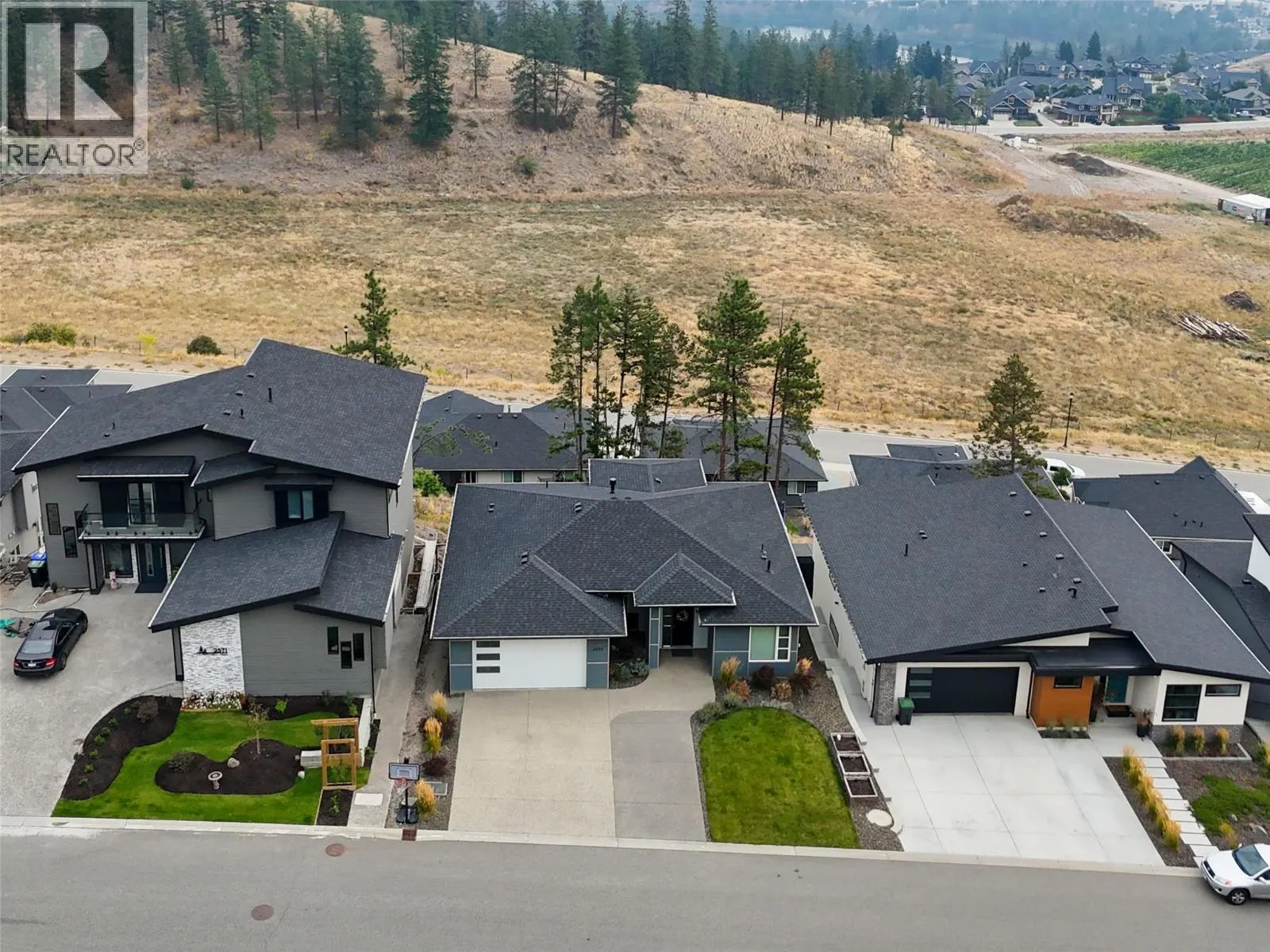 2573 Crown Crest Drive
