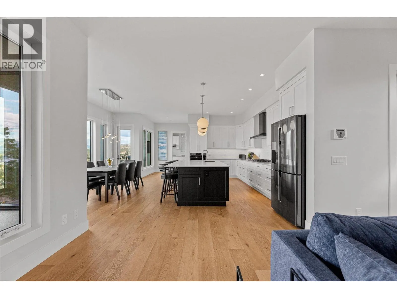 980 Ledgeview Court
