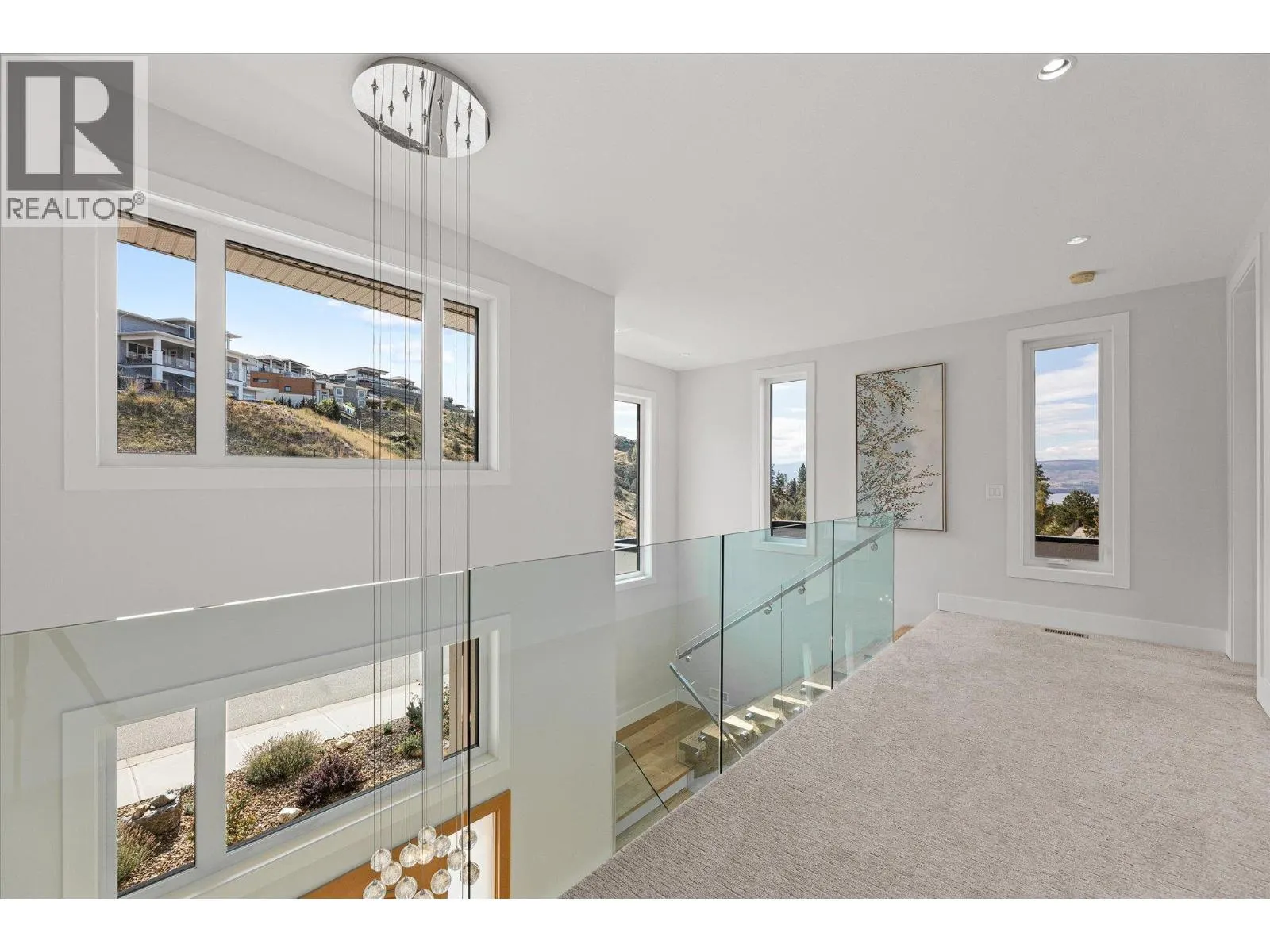 980 Ledgeview Court