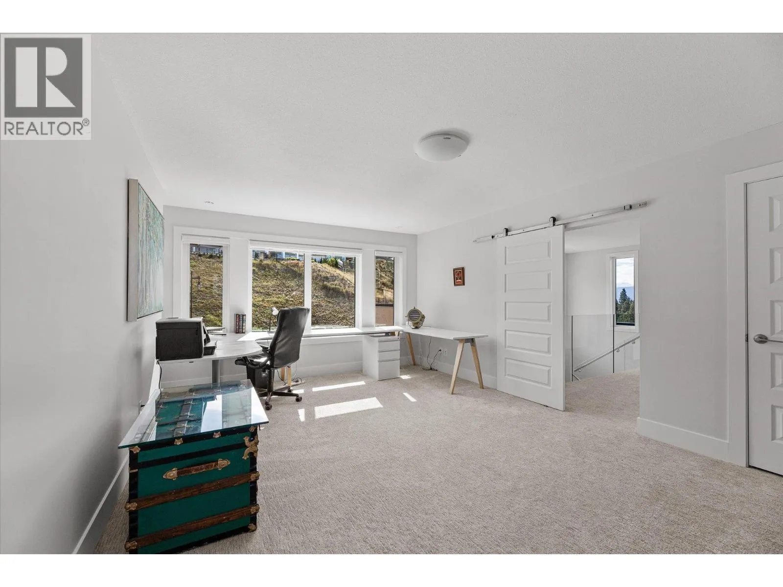 980 Ledgeview Court
