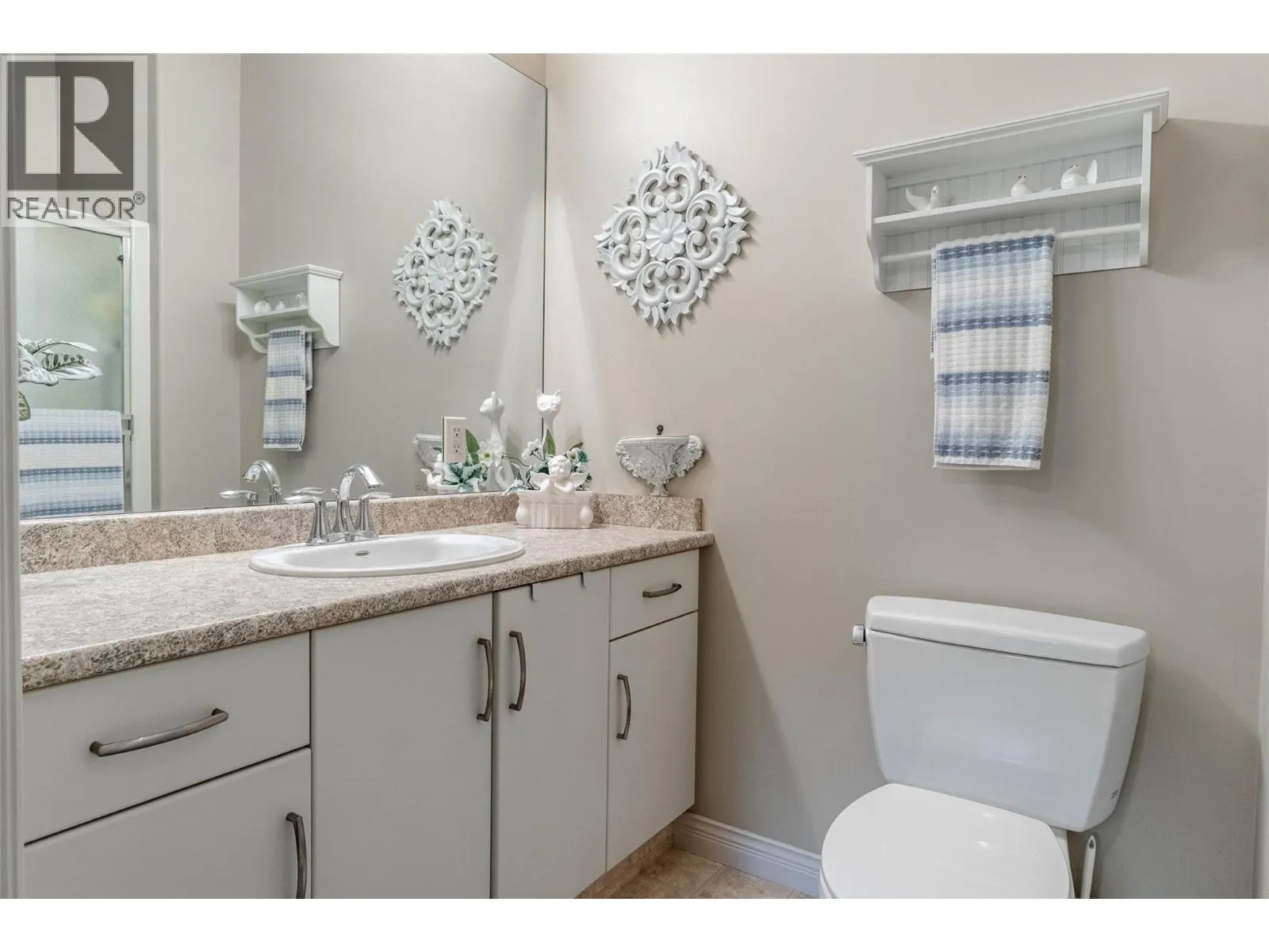 6676 OXBOW Crescent