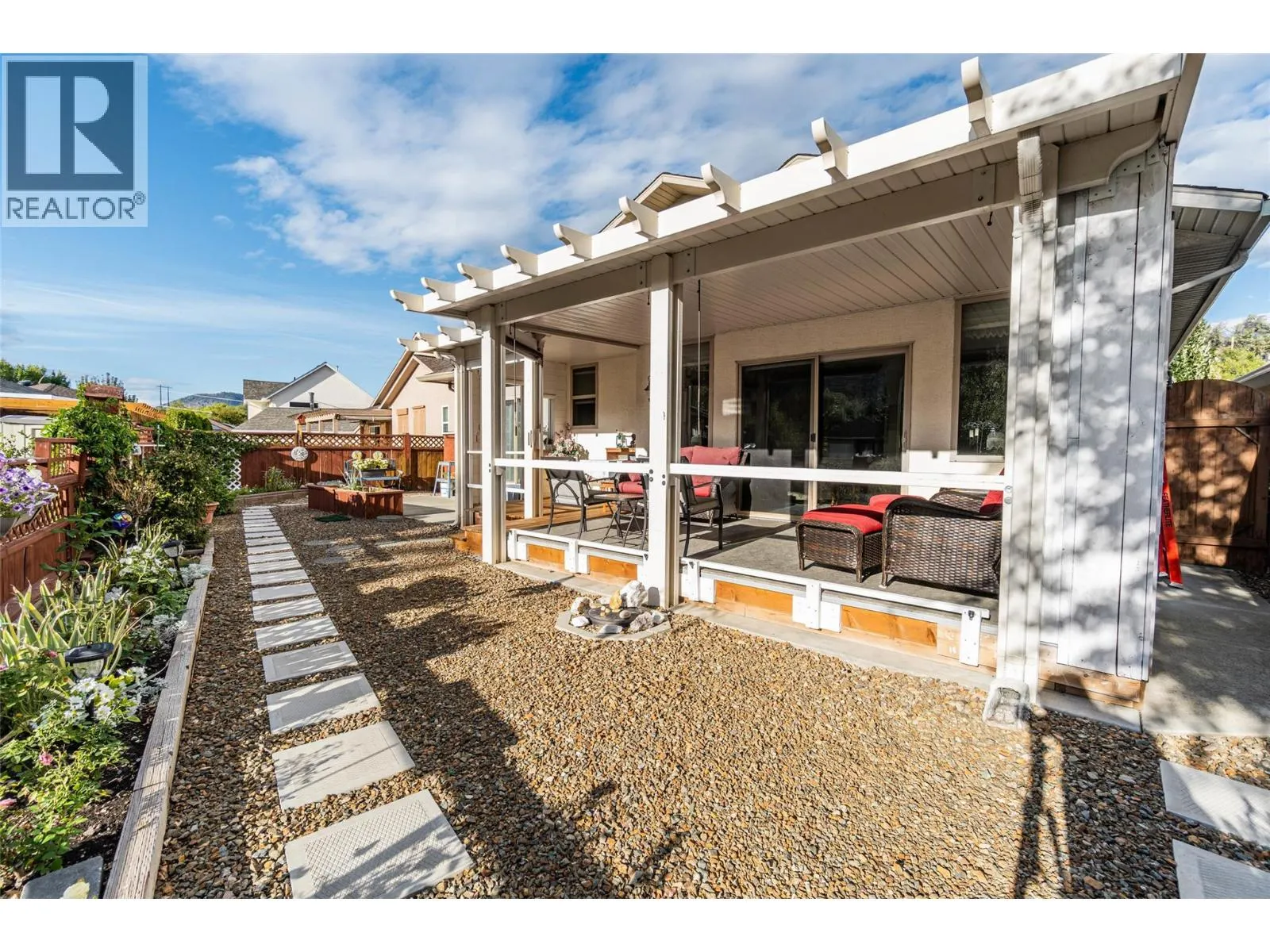 6676 OXBOW Crescent