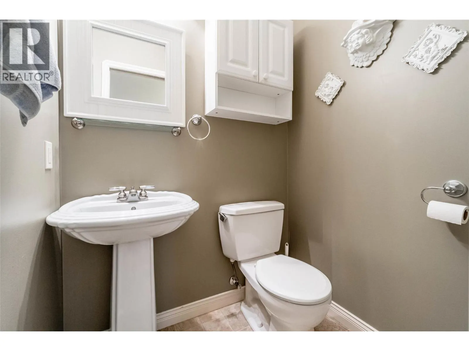 6676 OXBOW Crescent