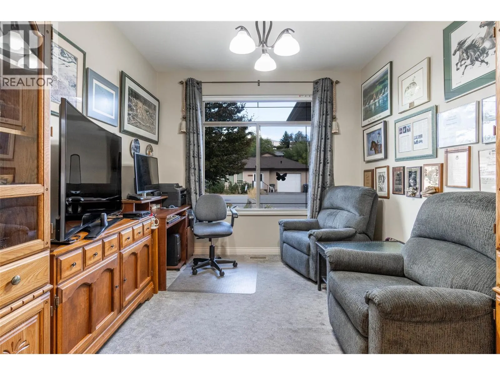 6676 OXBOW Crescent