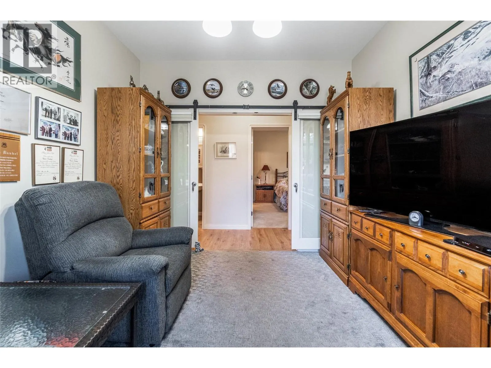 6676 OXBOW Crescent