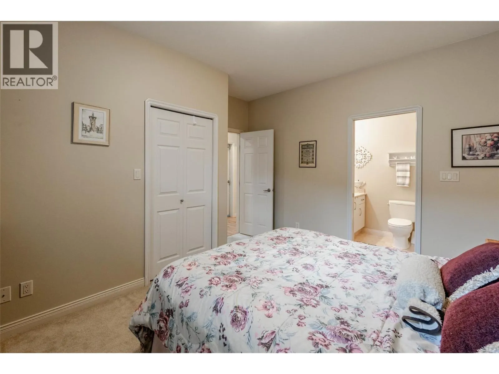 6676 OXBOW Crescent
