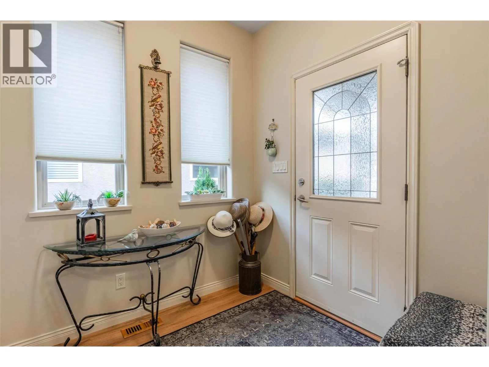 6676 OXBOW Crescent