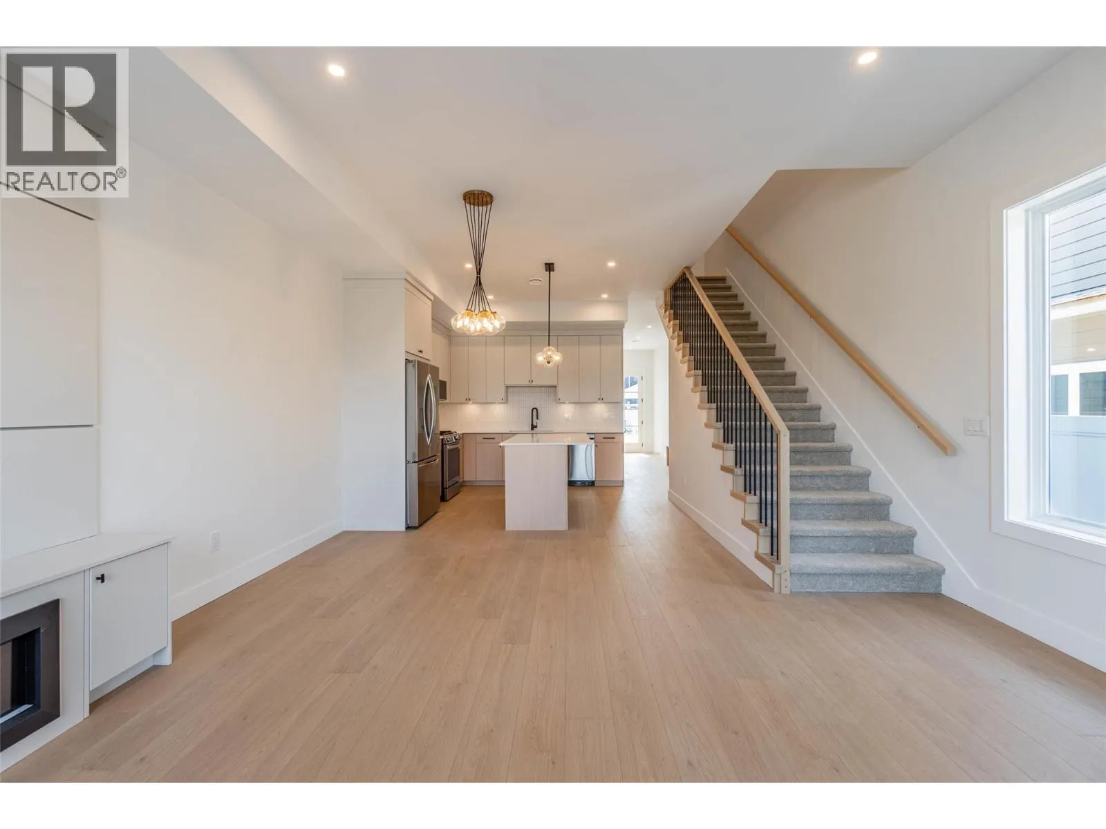 384 Chardonnay Avenue