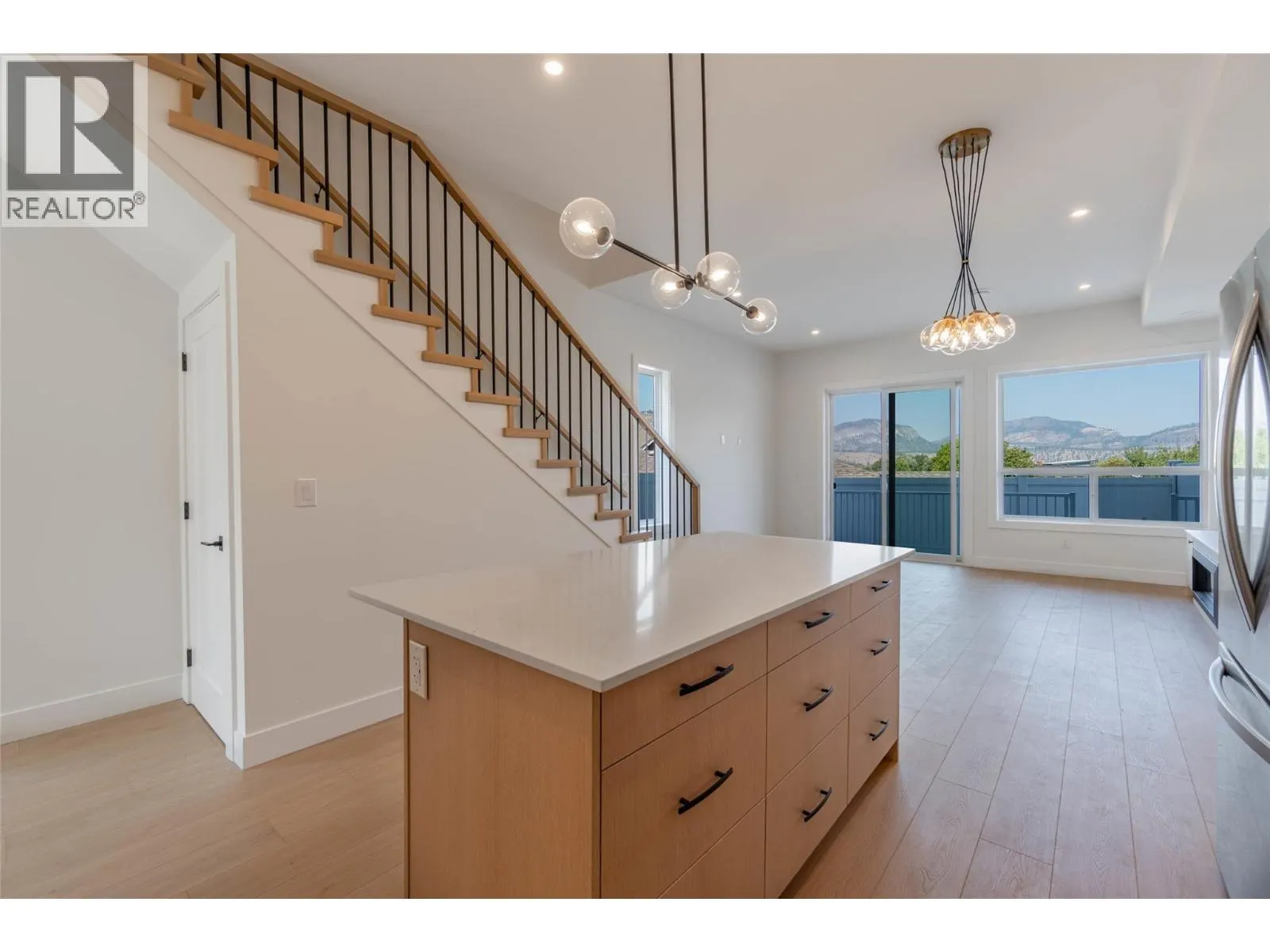 384 Chardonnay Avenue