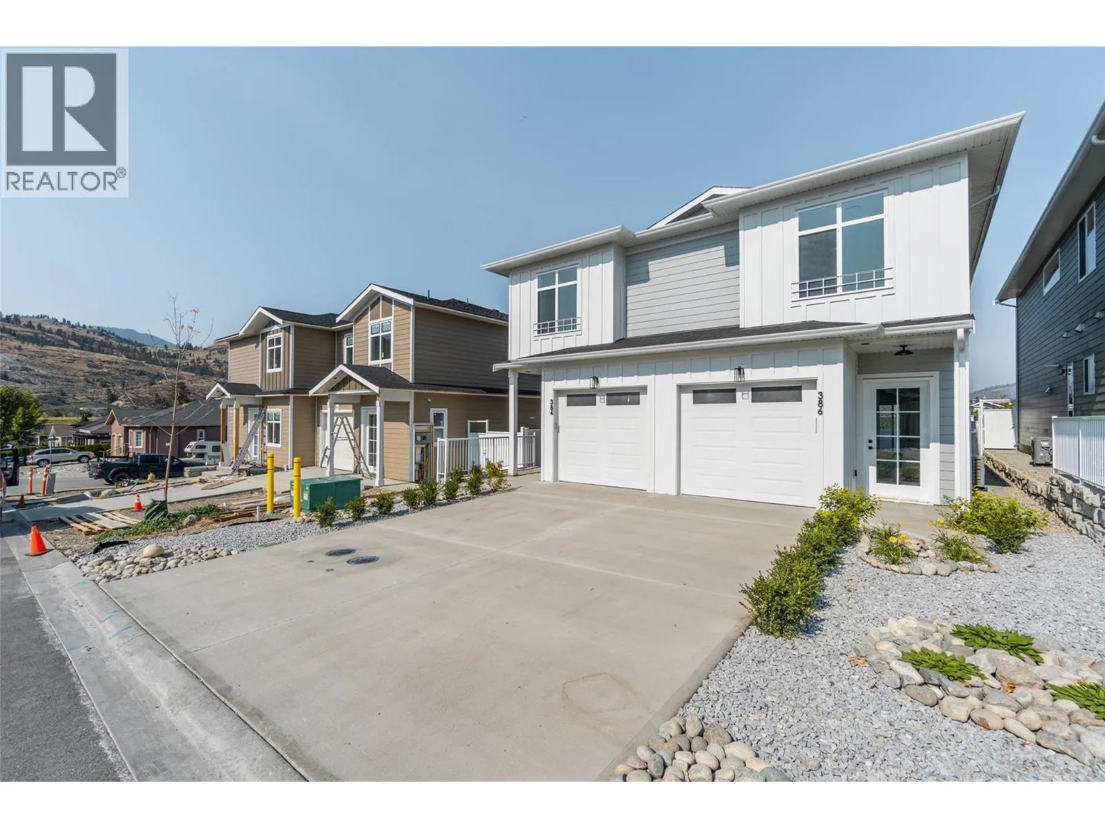 384 Chardonnay Avenue