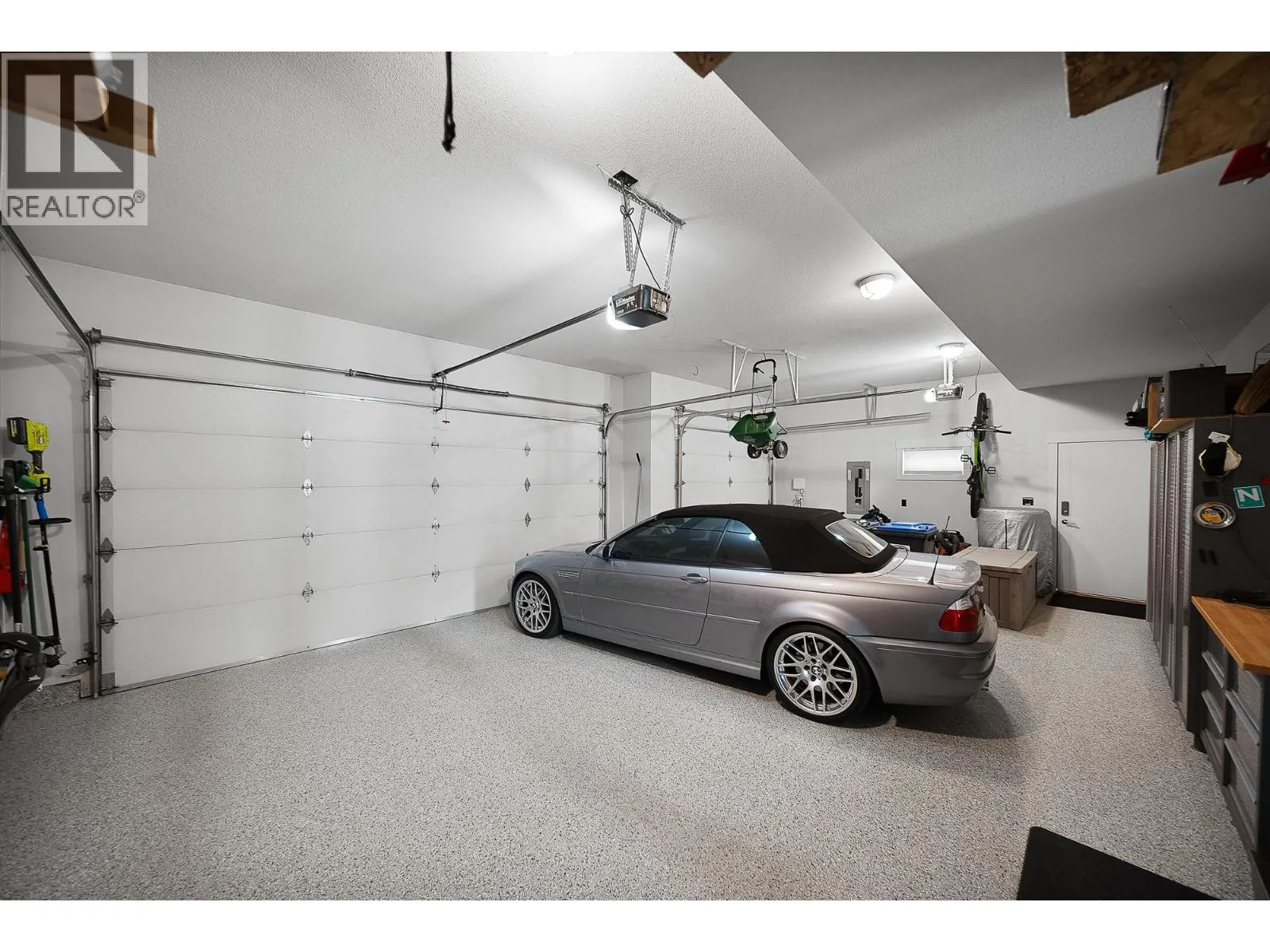 229 Holloway Drive