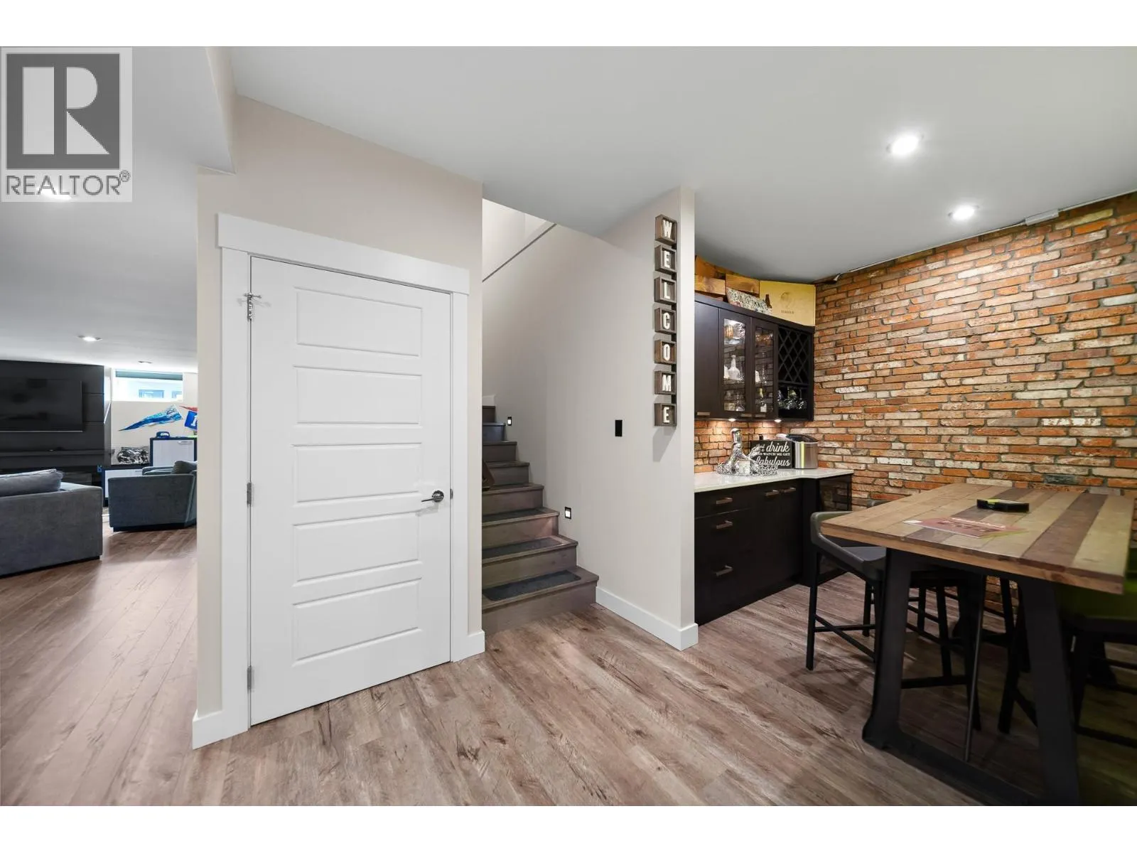 229 Holloway Drive