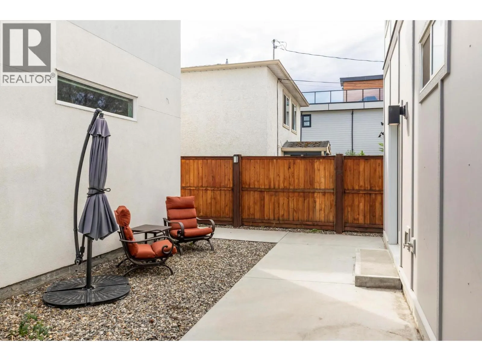 966 Fuller Avenue