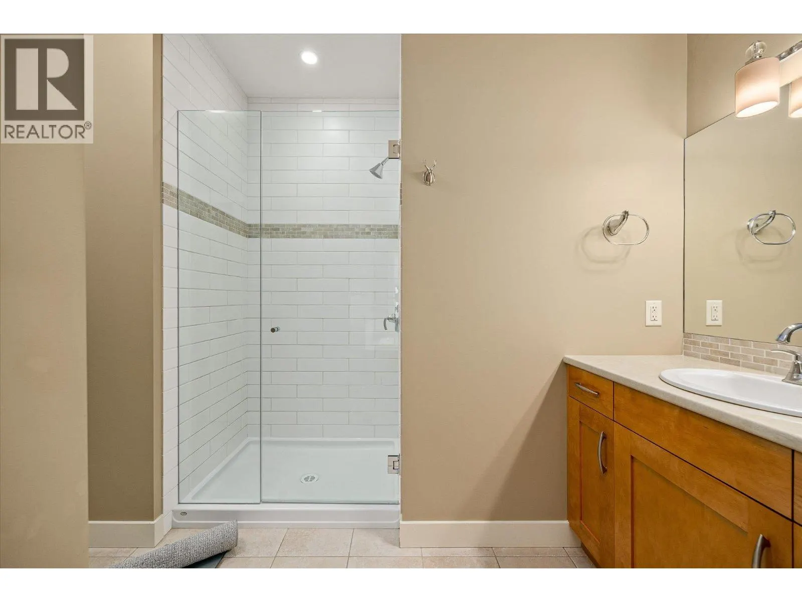 2551 Paramount Drive
