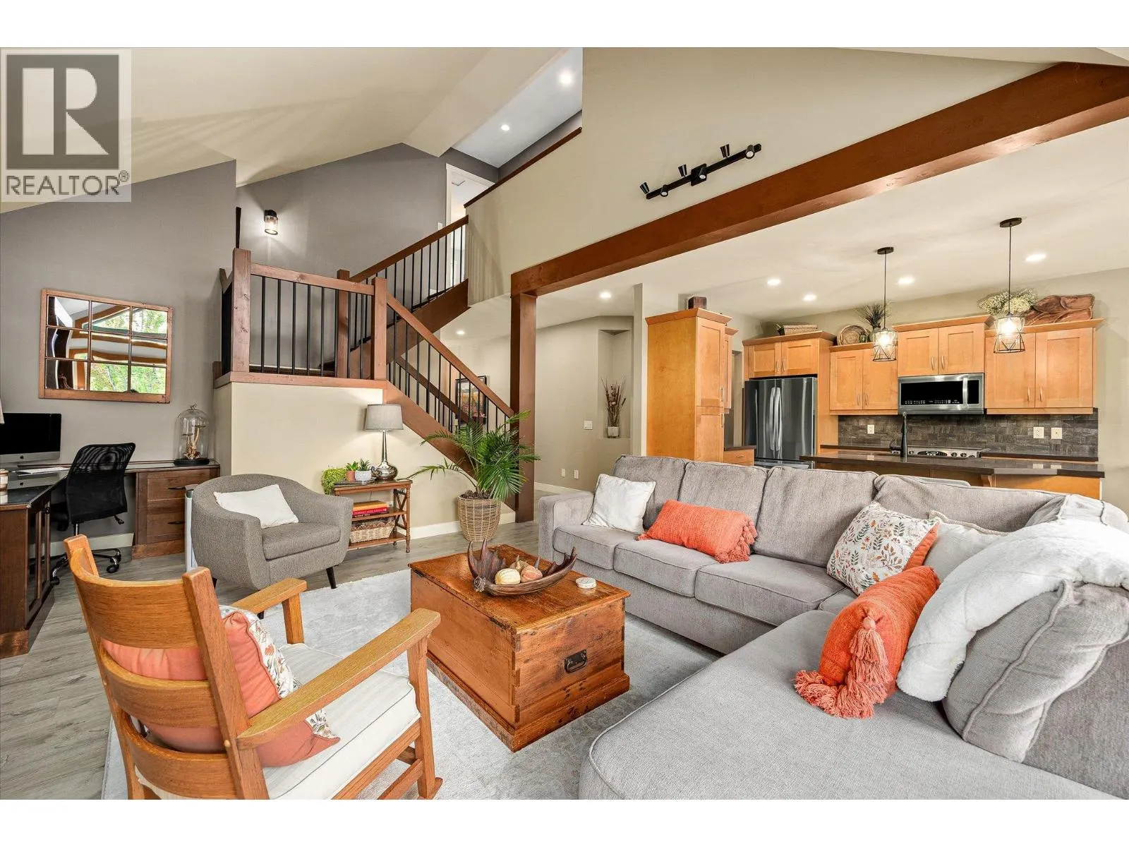 2551 Paramount Drive