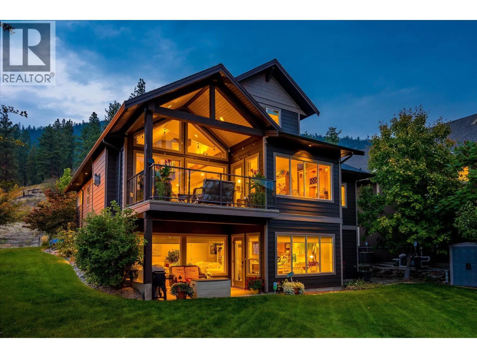 2551 Paramount Drive