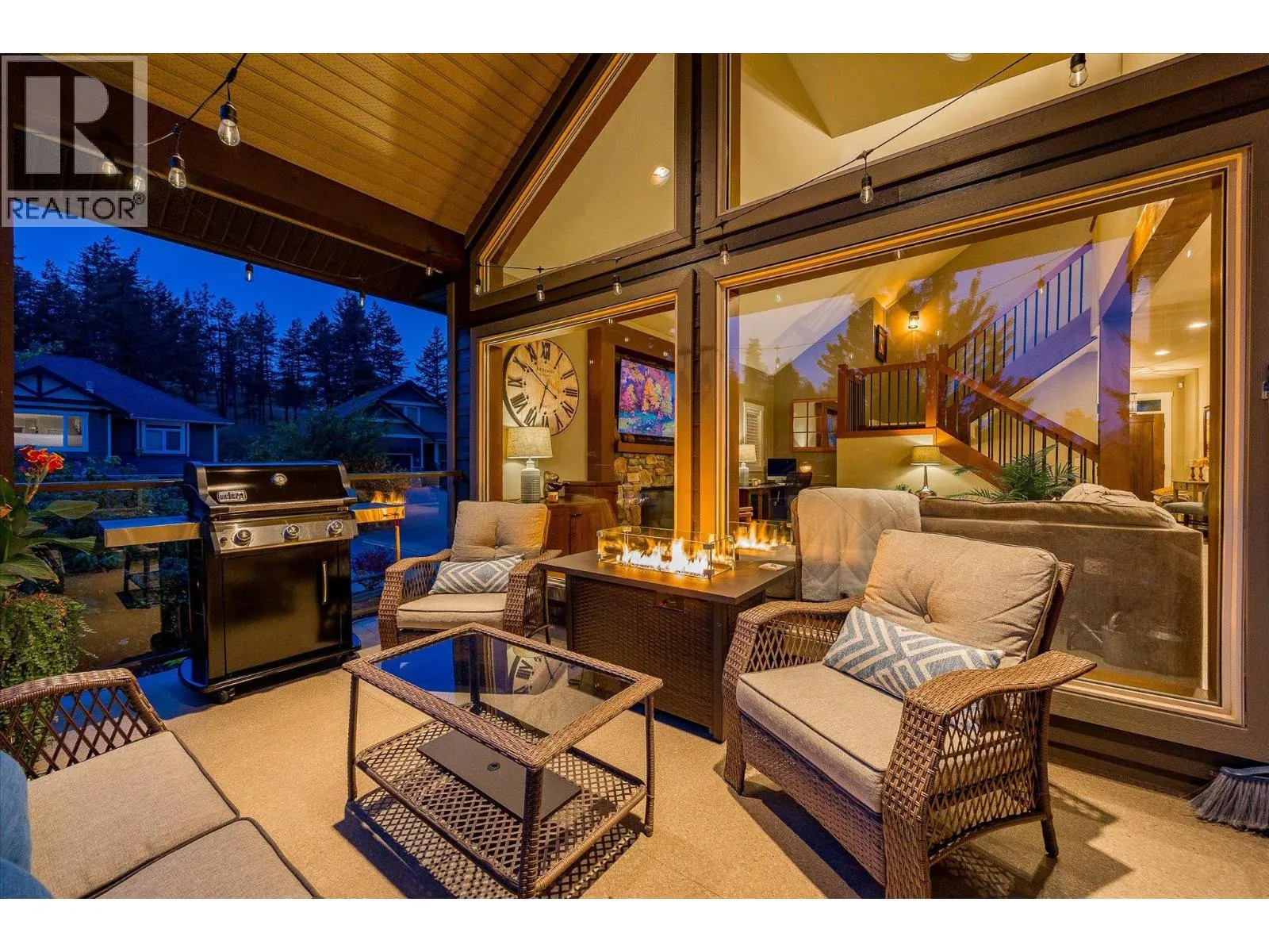 2551 Paramount Drive