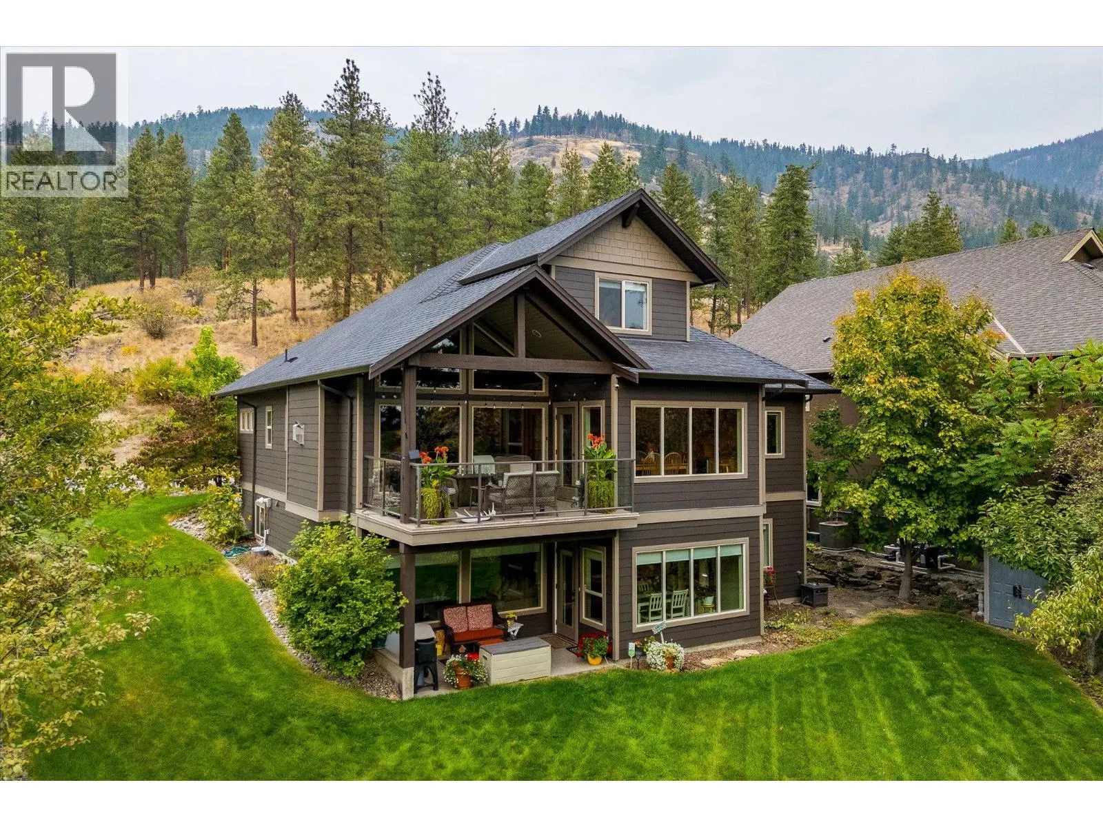 2551 Paramount Drive
