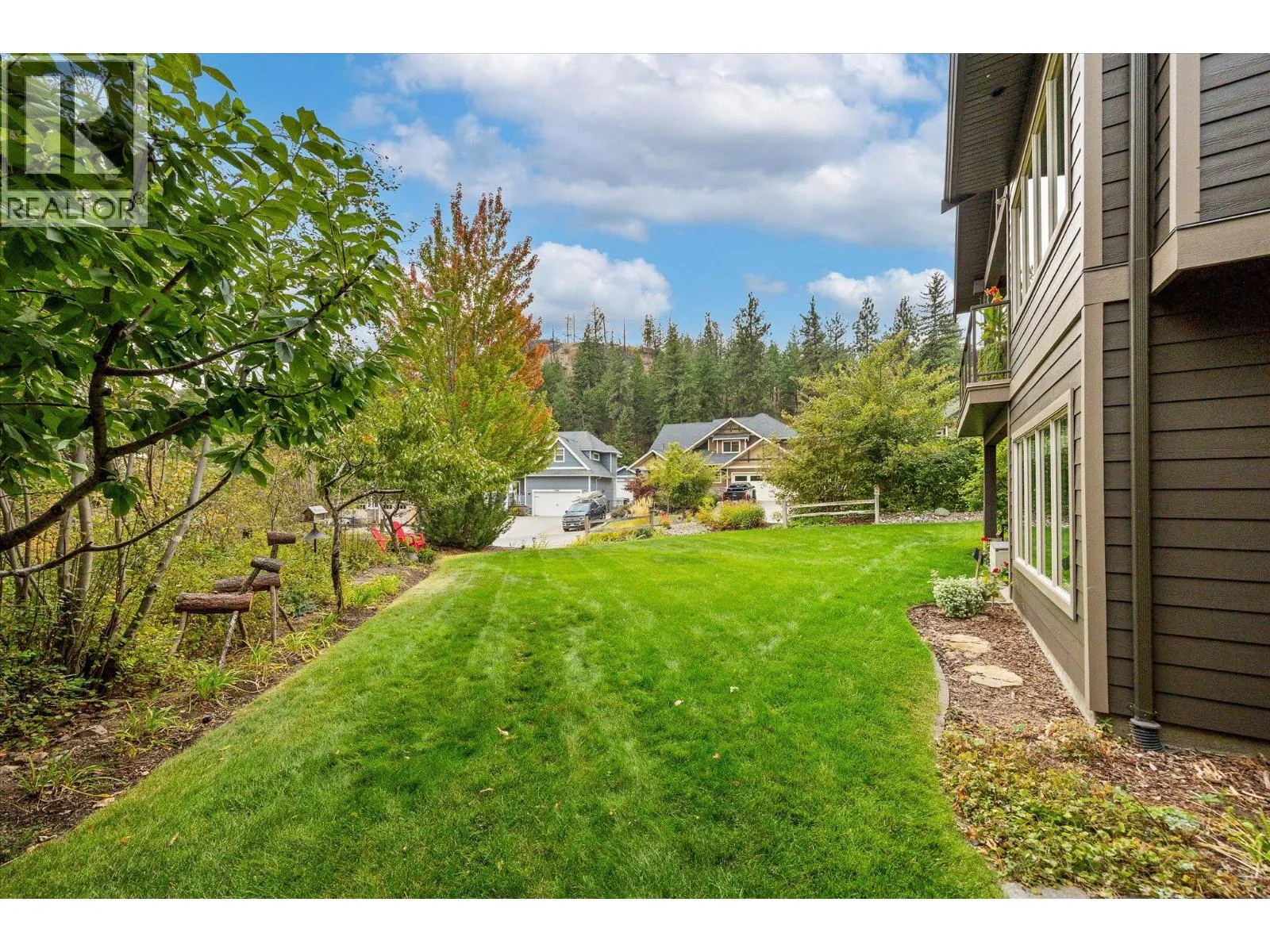 2551 Paramount Drive