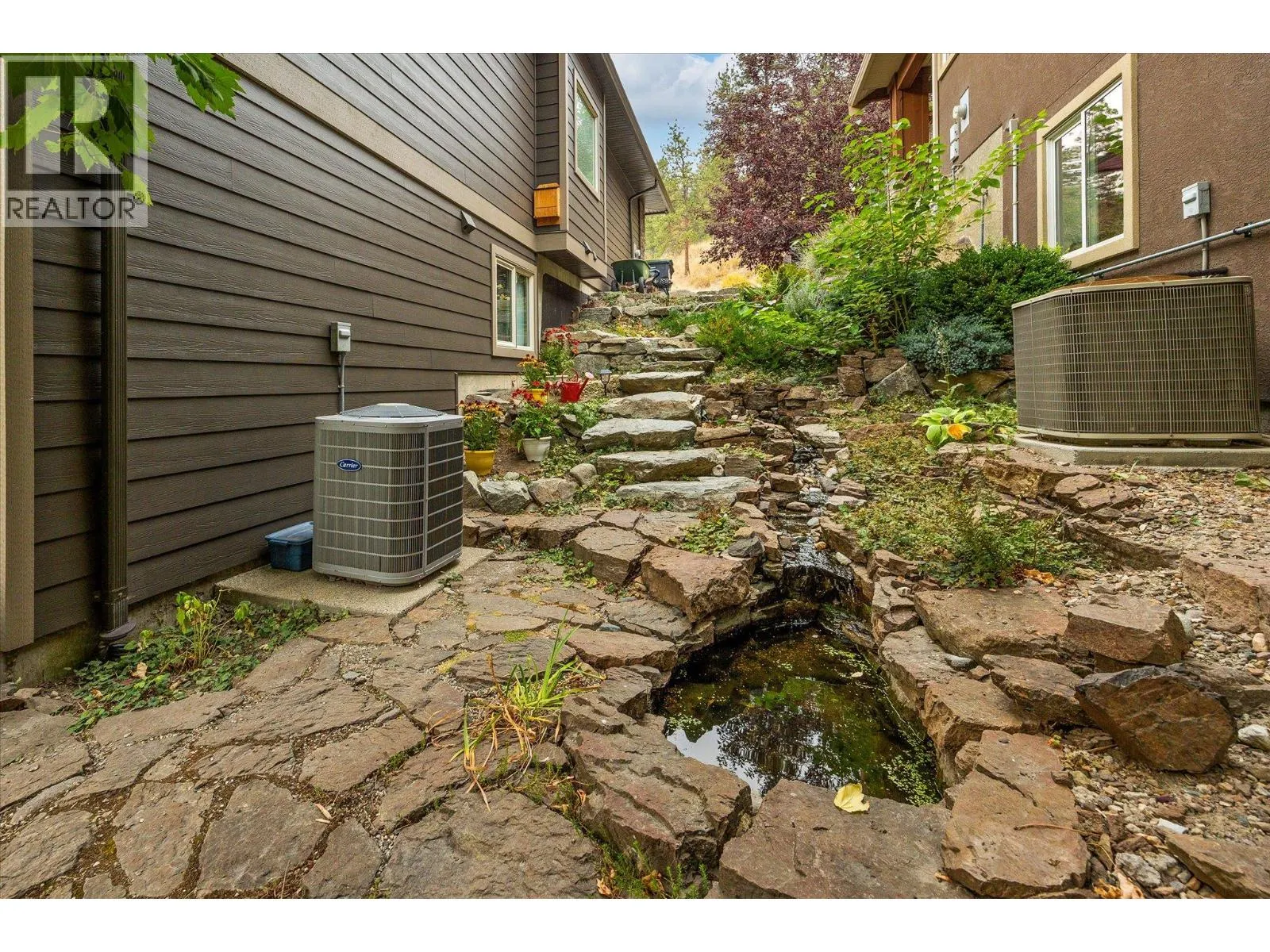 2551 Paramount Drive