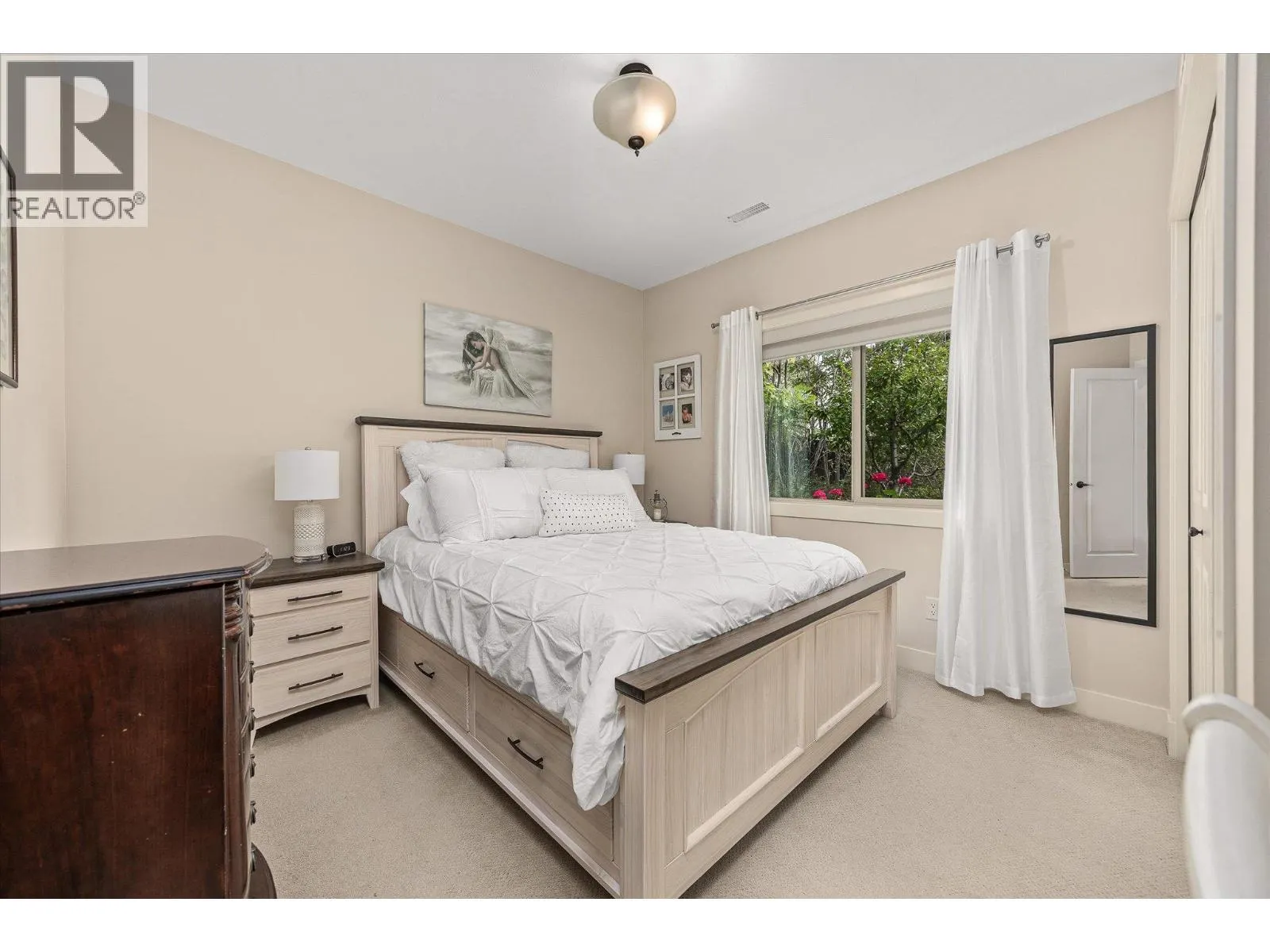 2551 Paramount Drive