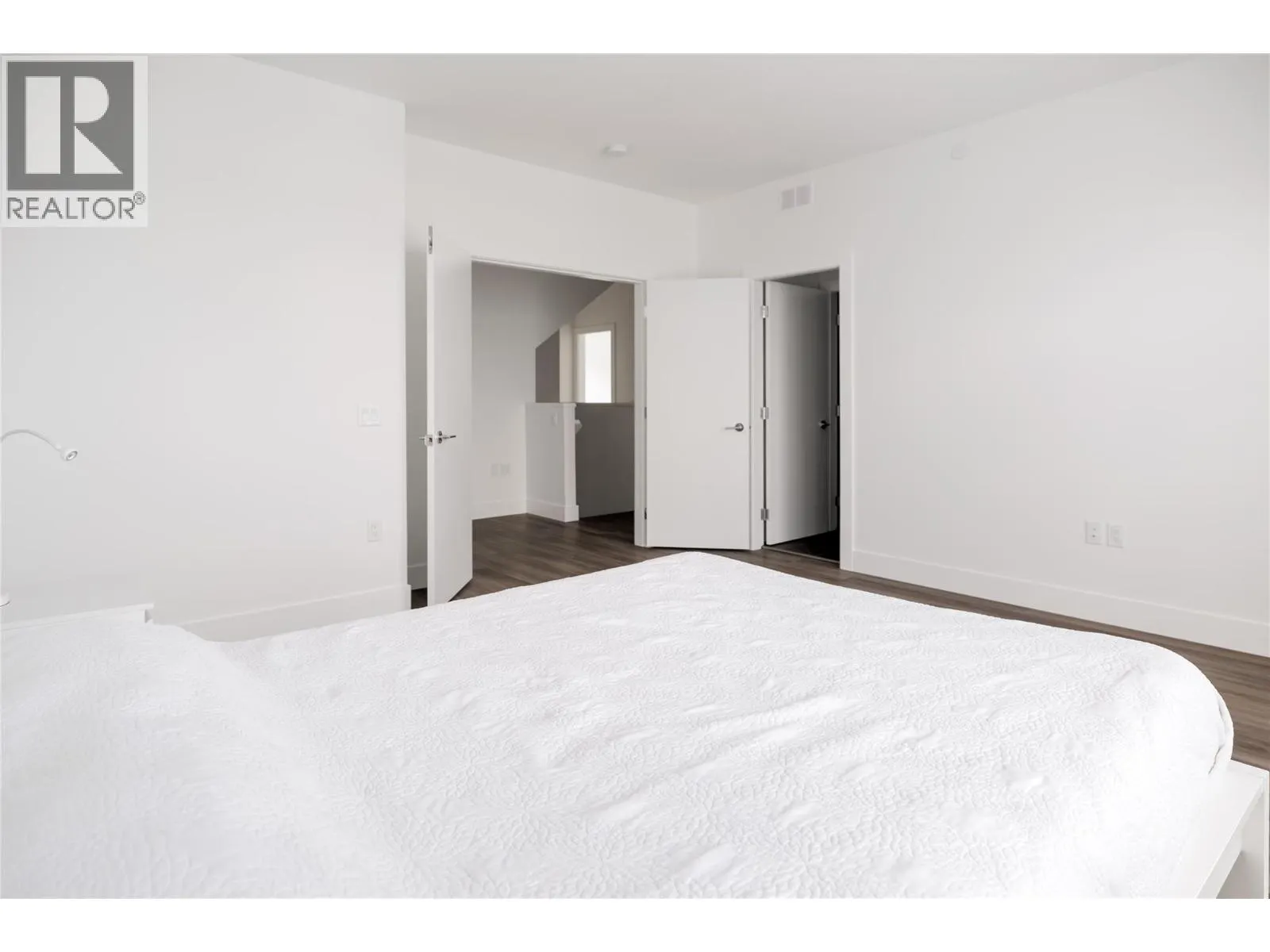 2100 Campbell Road Unit# 160