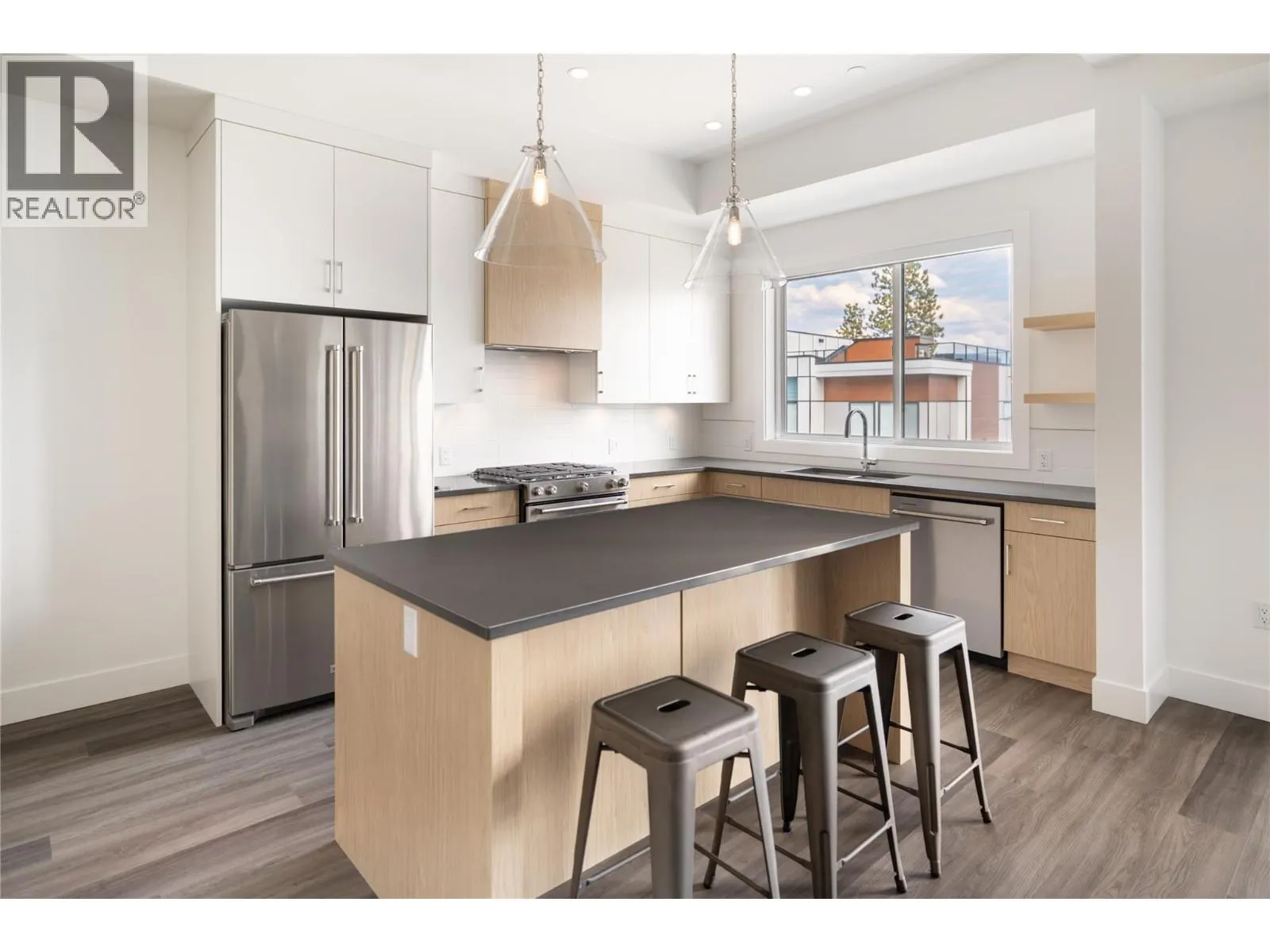2100 Campbell Road Unit# 160